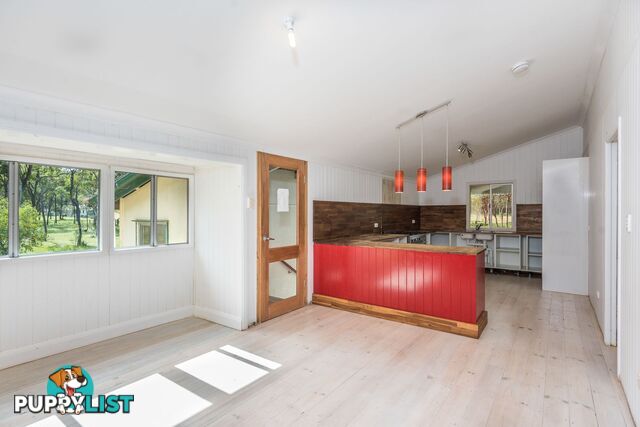 20 Robin Close MOORE PARK BEACH QLD 4670