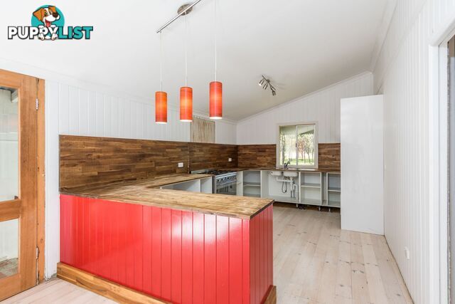 20 Robin Close MOORE PARK BEACH QLD 4670