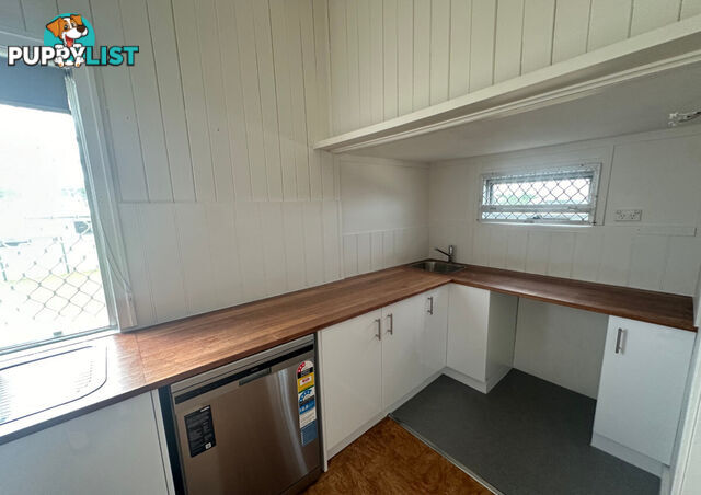 6 Blamey Street AVENELL HEIGHTS QLD 4670