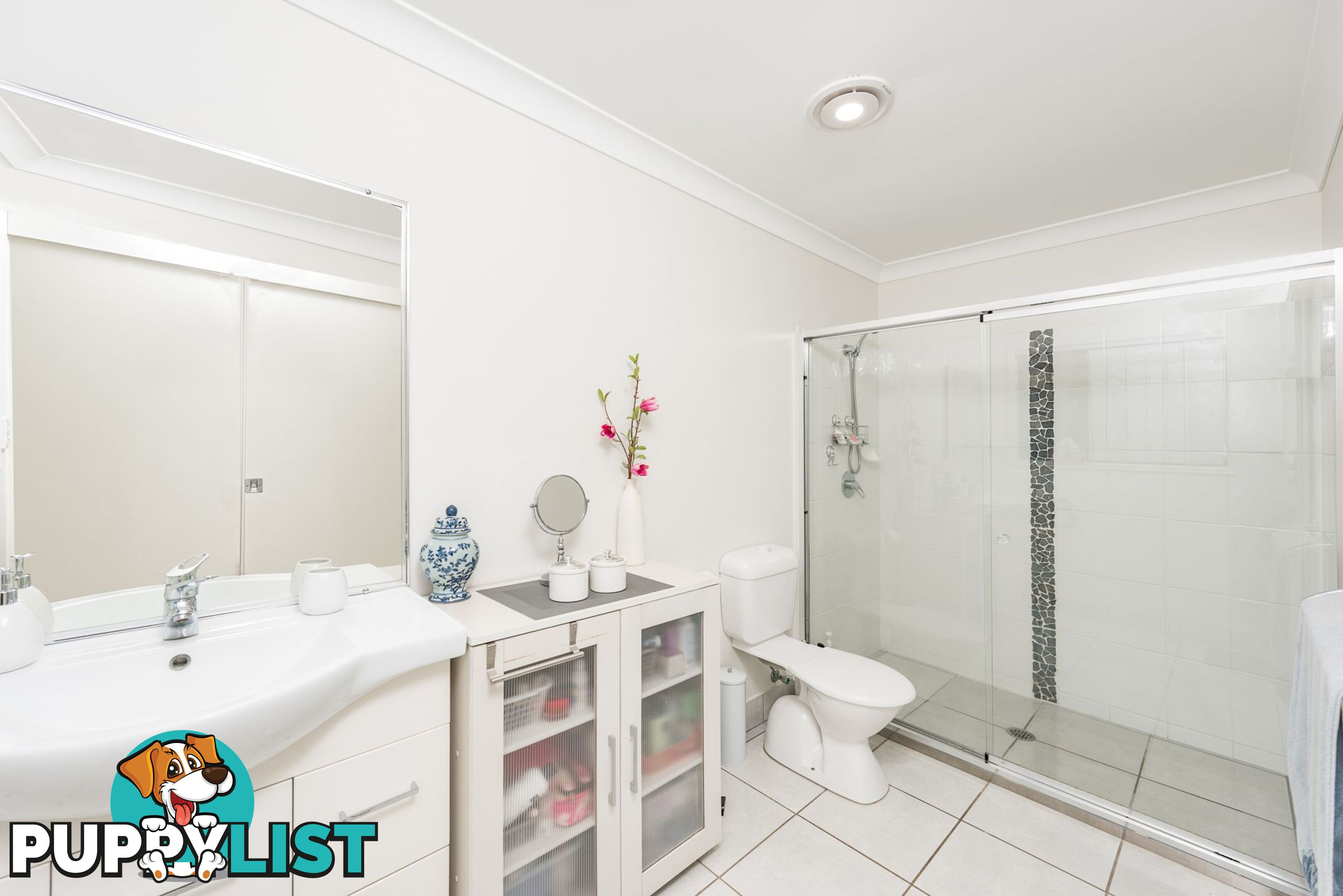 2 Hillvue Crescent AVOCA QLD 4670