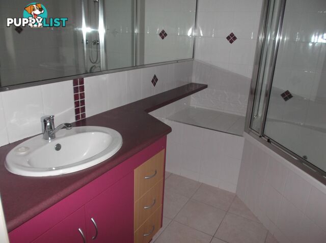 3 Paddington Court KALKIE QLD 4670