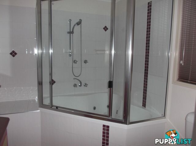 3 Paddington Court KALKIE QLD 4670