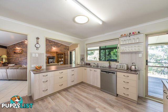 69 Woods Road SHARON QLD 4670