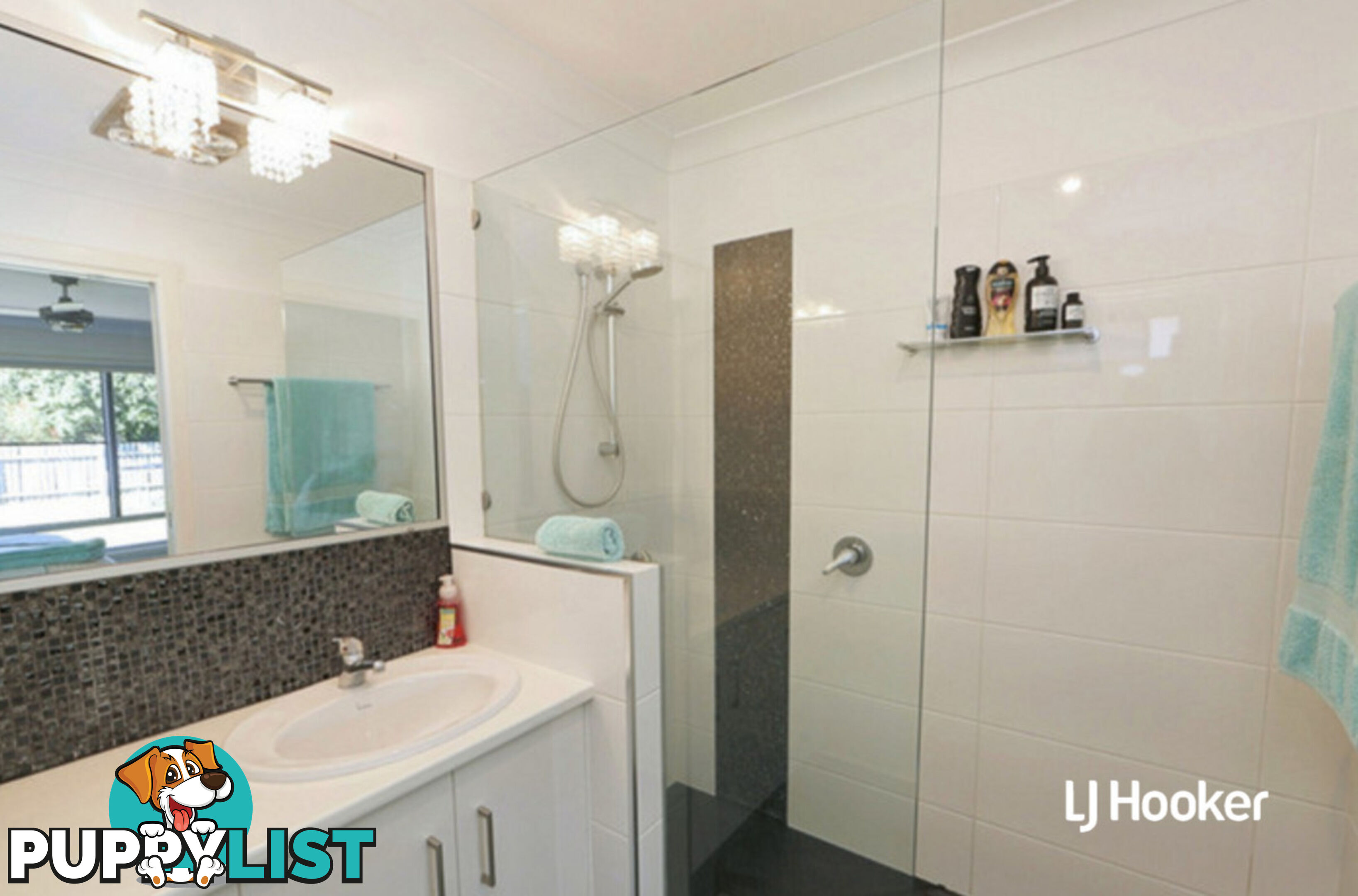 16 Logan Road INNES PARK QLD 4670