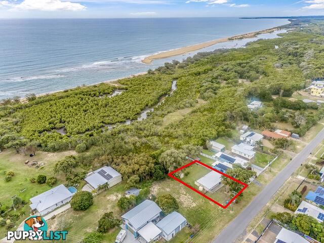 5 Kindt Street MOORE PARK BEACH QLD 4670