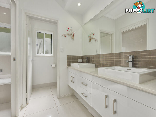 158 Sylvan Drive MOORE PARK BEACH QLD 4670