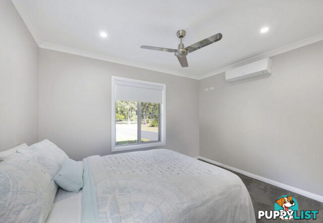 300 Sylvan Drive MOORE PARK BEACH QLD 4670