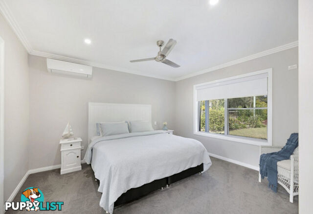 300 Sylvan Drive MOORE PARK BEACH QLD 4670