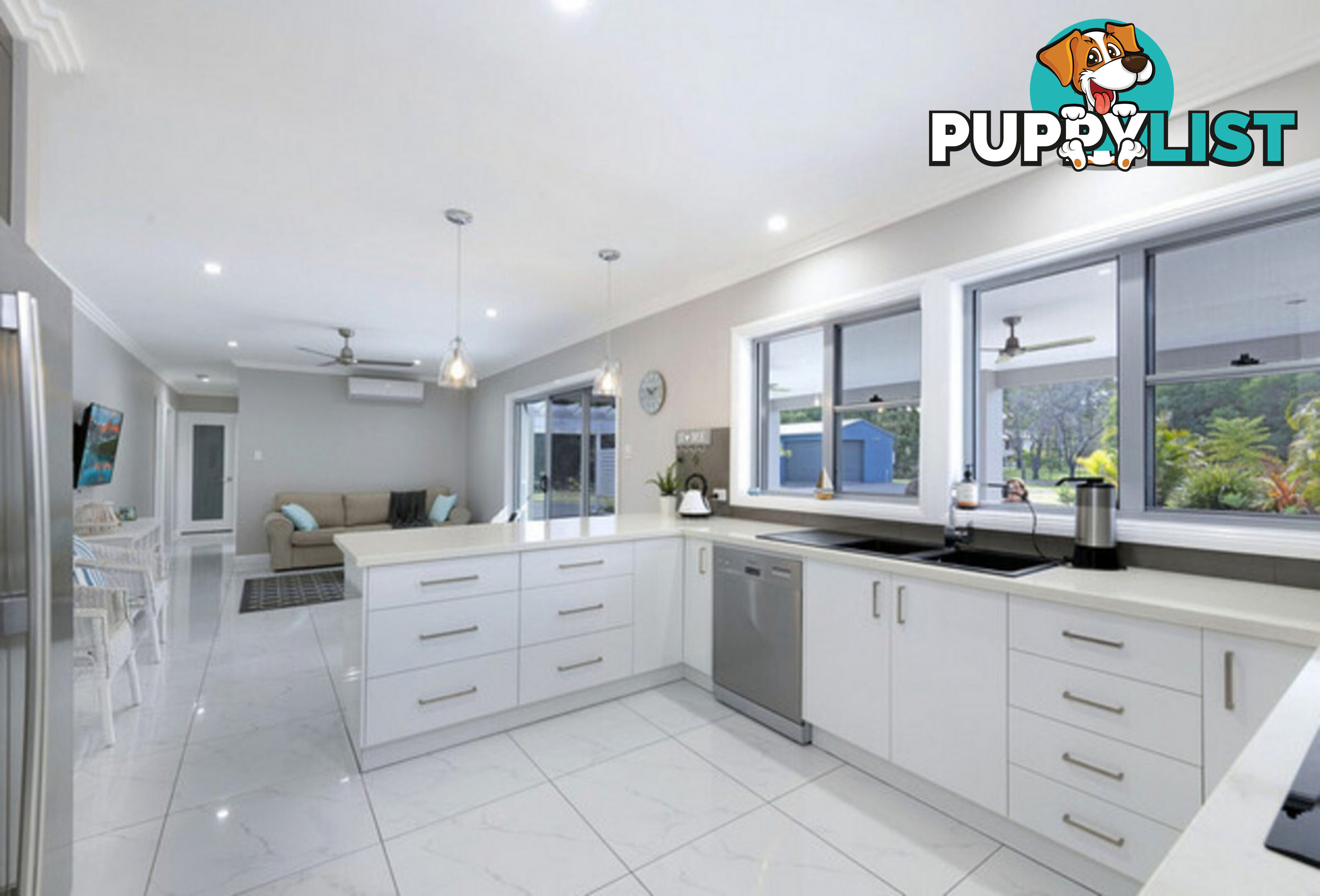 300 Sylvan Drive MOORE PARK BEACH QLD 4670