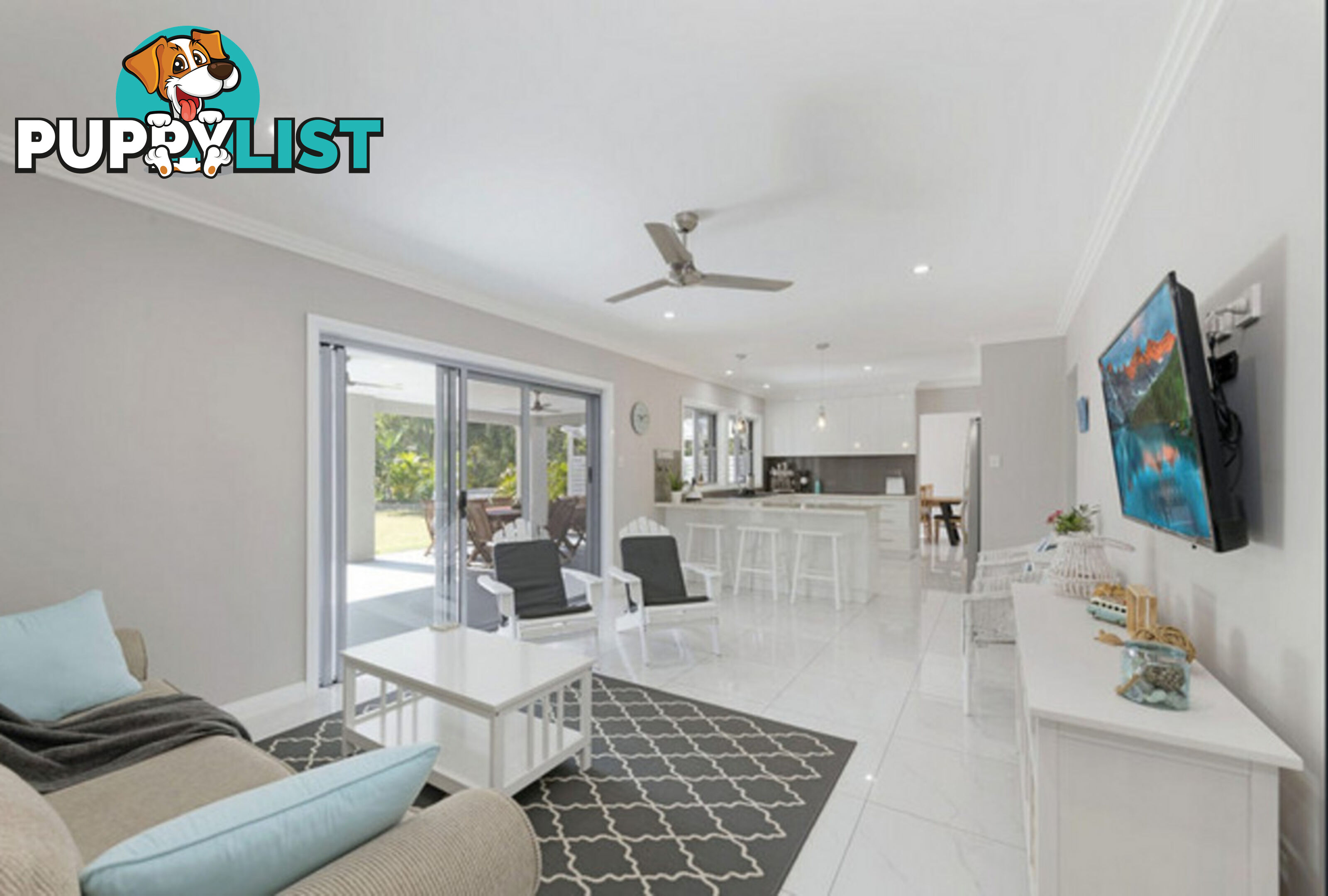 300 Sylvan Drive MOORE PARK BEACH QLD 4670