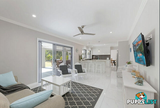 300 Sylvan Drive MOORE PARK BEACH QLD 4670