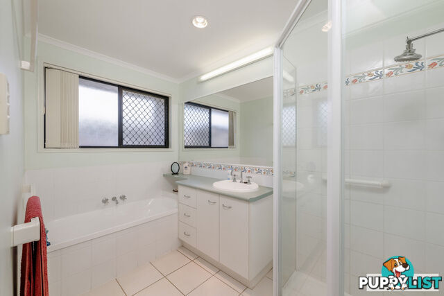 5 Stuckey Drive KALKIE QLD 4670