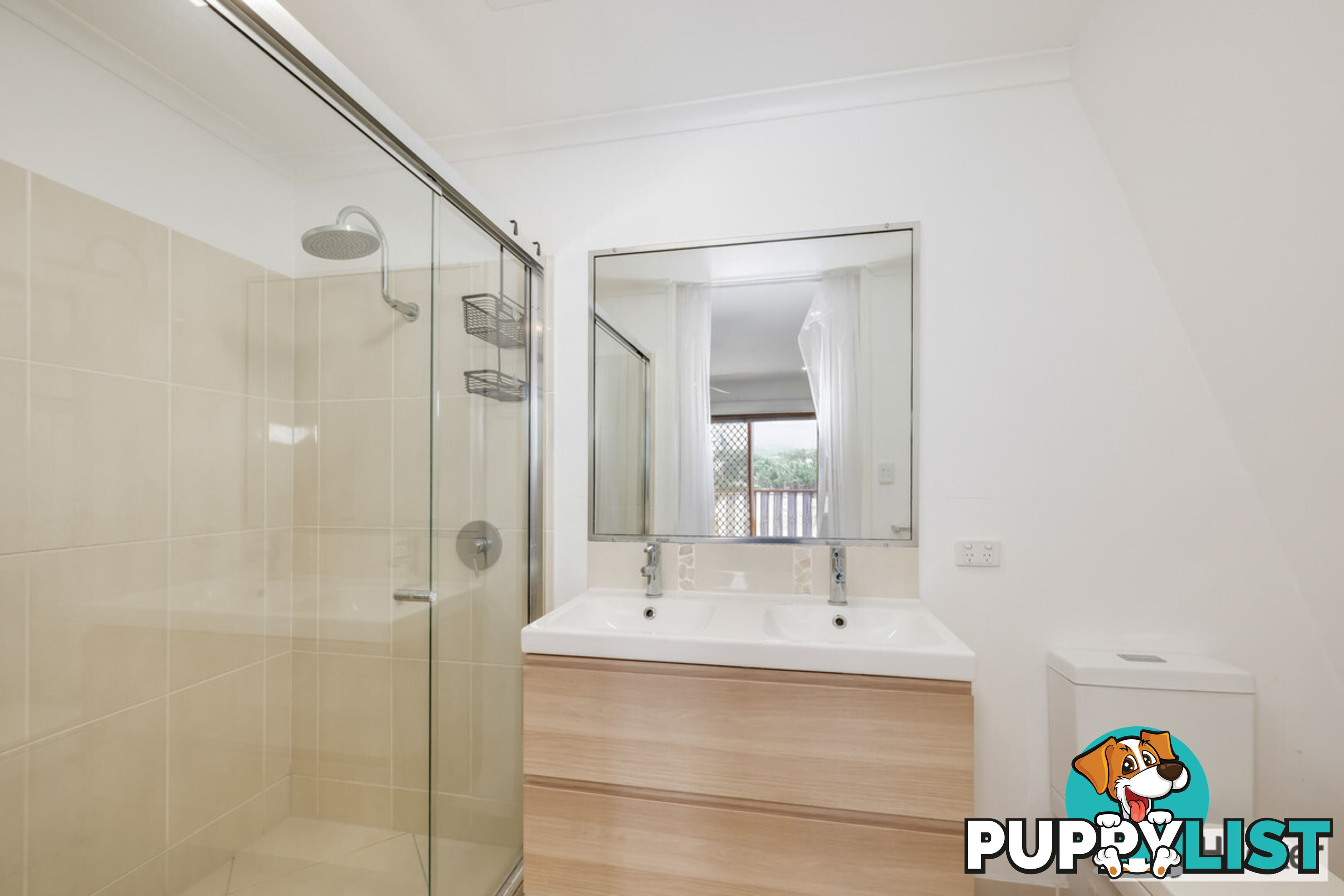30 Esplanade INNES PARK QLD 4670