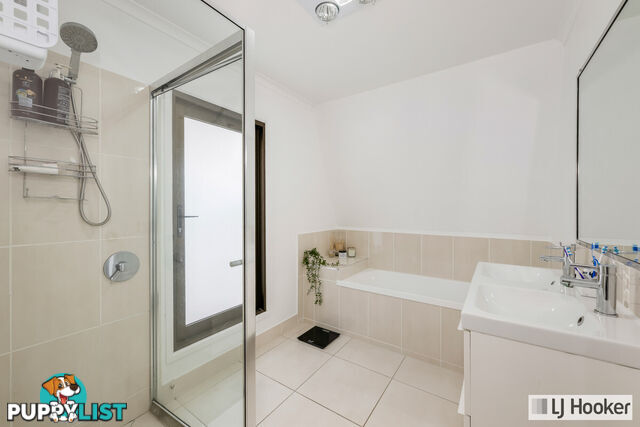 30 Esplanade INNES PARK QLD 4670