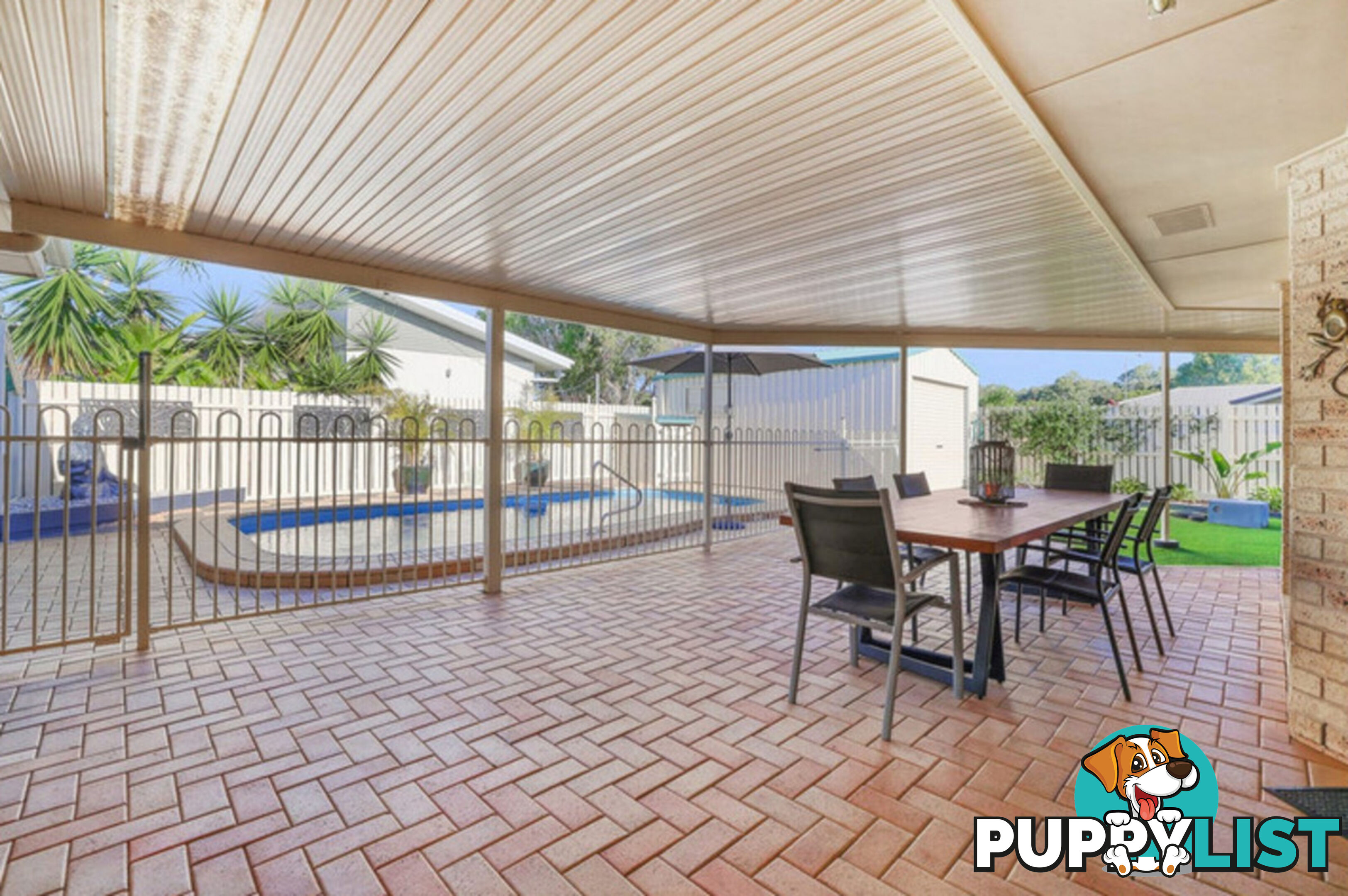 37 Acacia Street MOORE PARK BEACH QLD 4670
