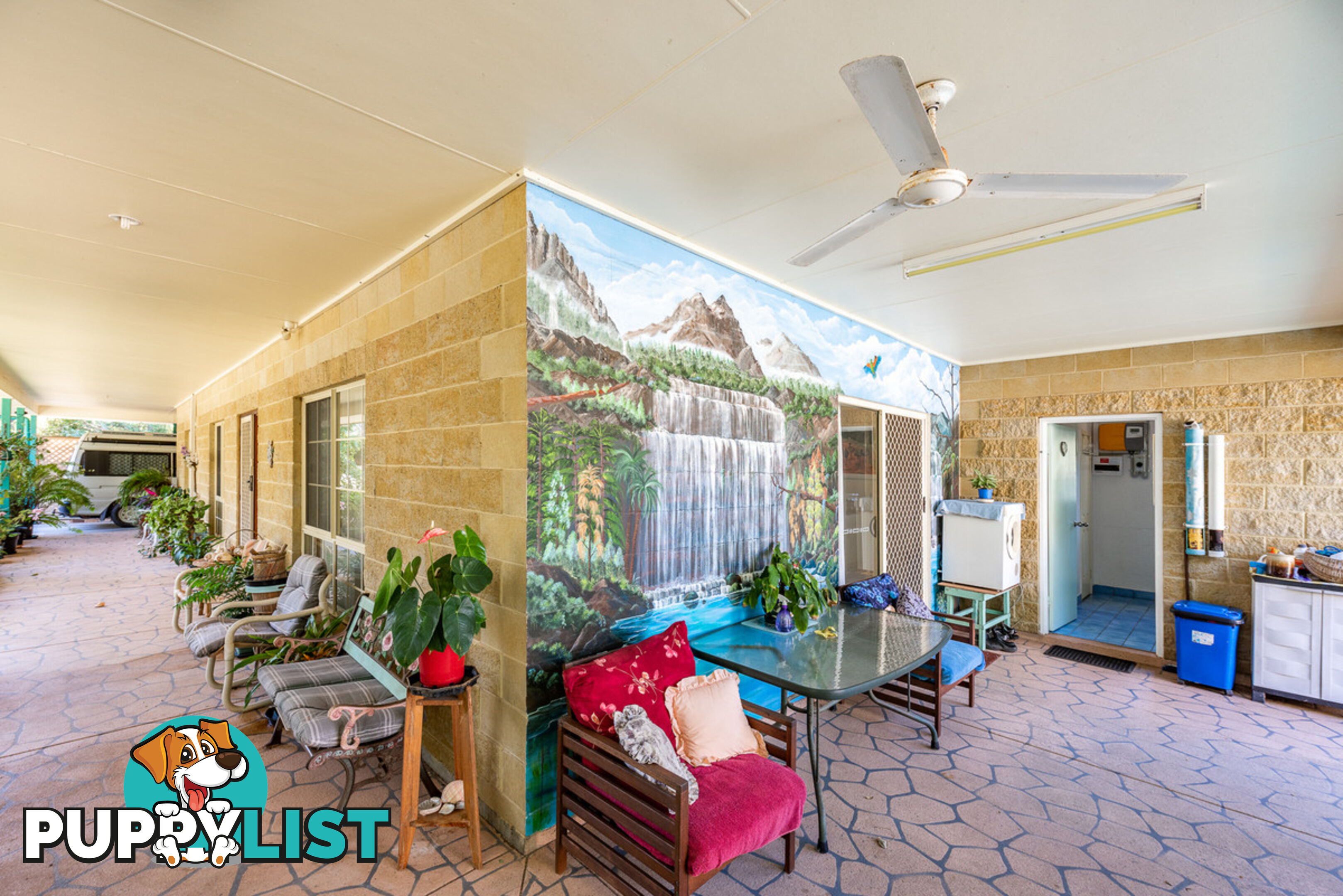 7 Holzberger Street MOORE PARK BEACH QLD 4670