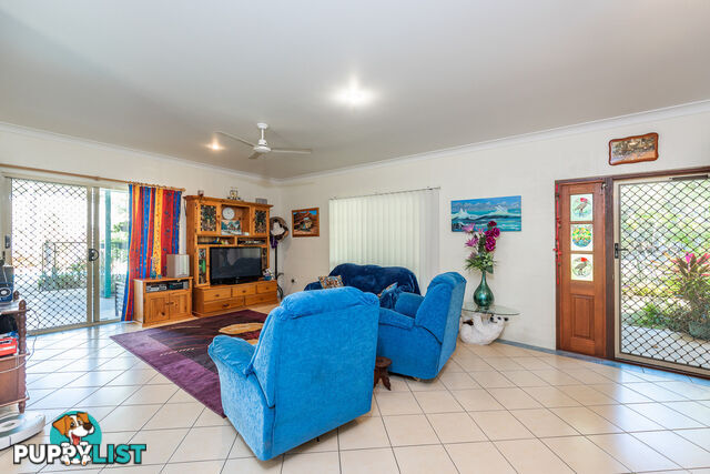 7 Holzberger Street MOORE PARK BEACH QLD 4670