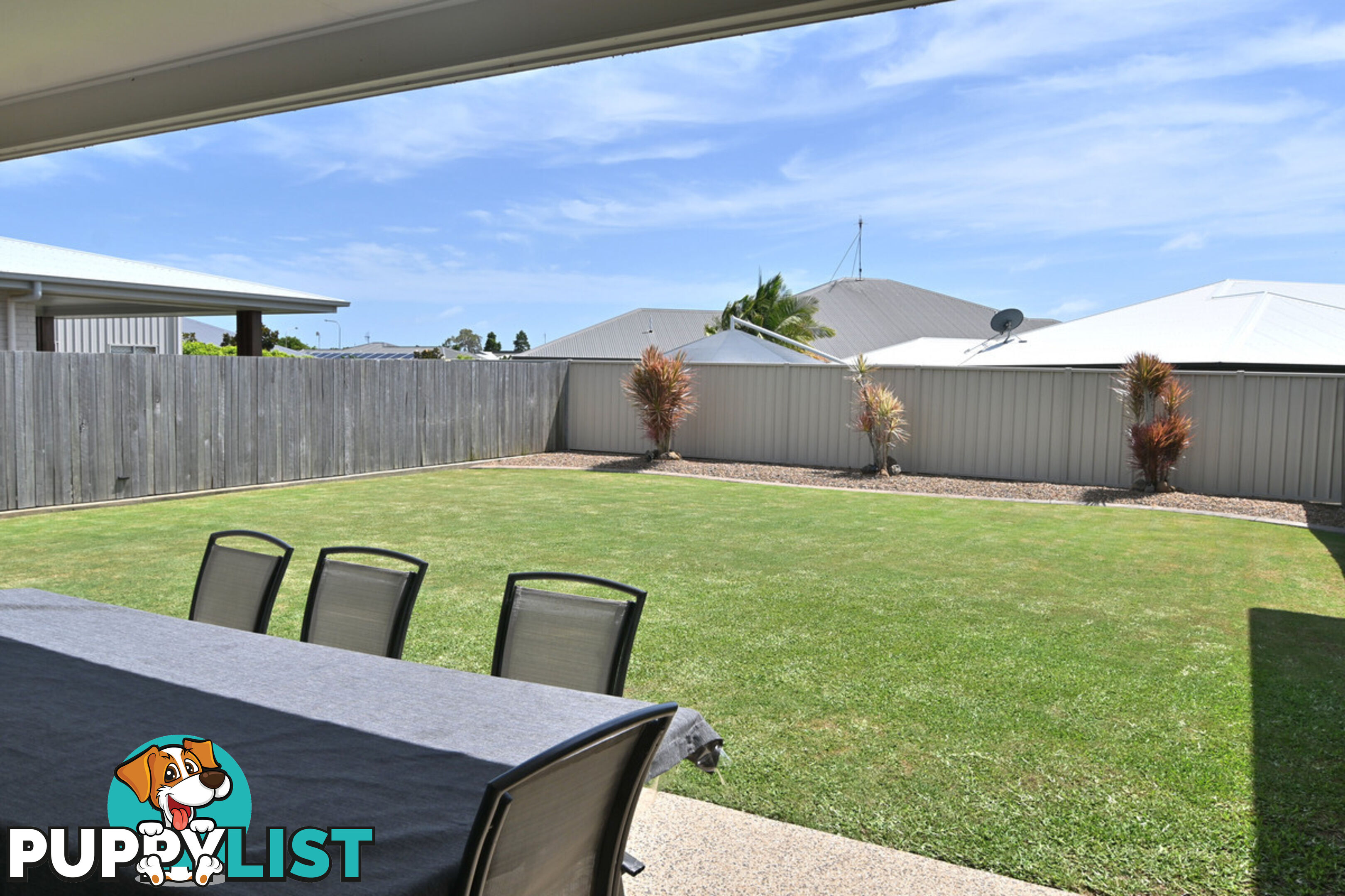 1/24 Sorrento Drive BARGARA QLD 4670