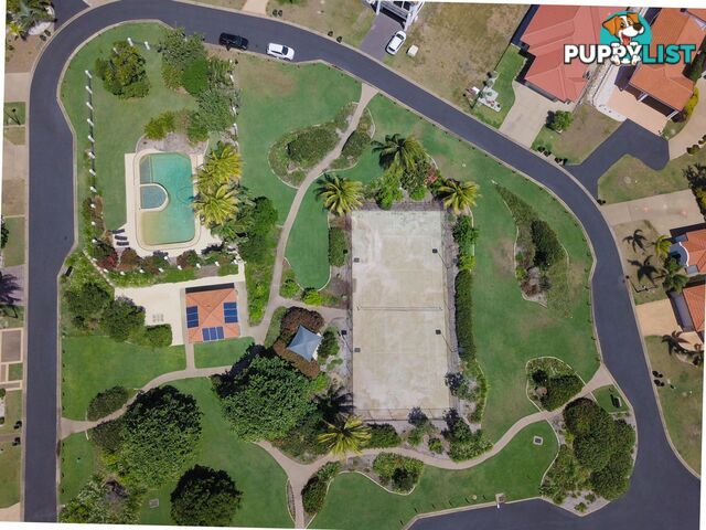 13 Chantelle Circuit CORAL COVE QLD 4670
