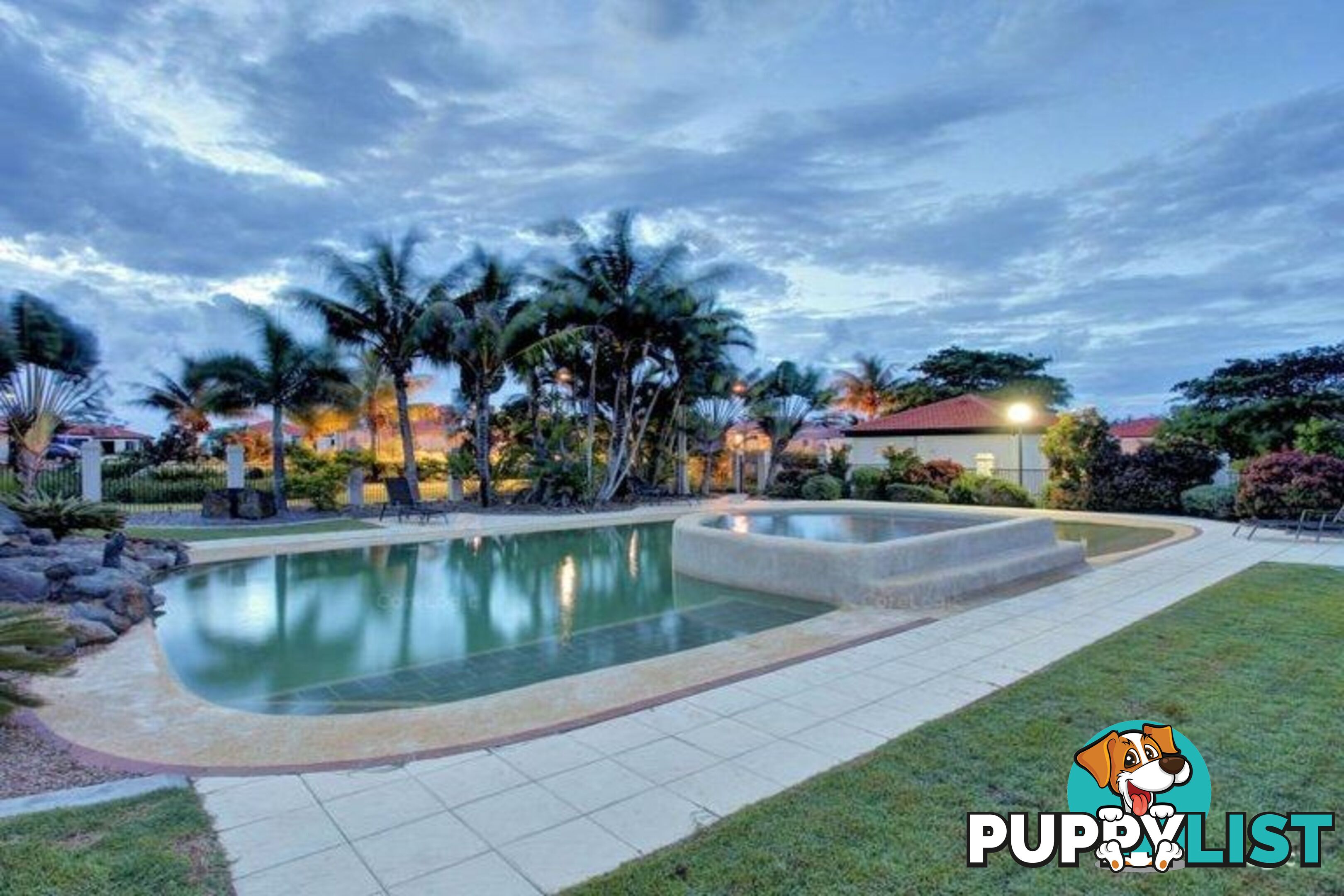 13 Chantelle Circuit CORAL COVE QLD 4670