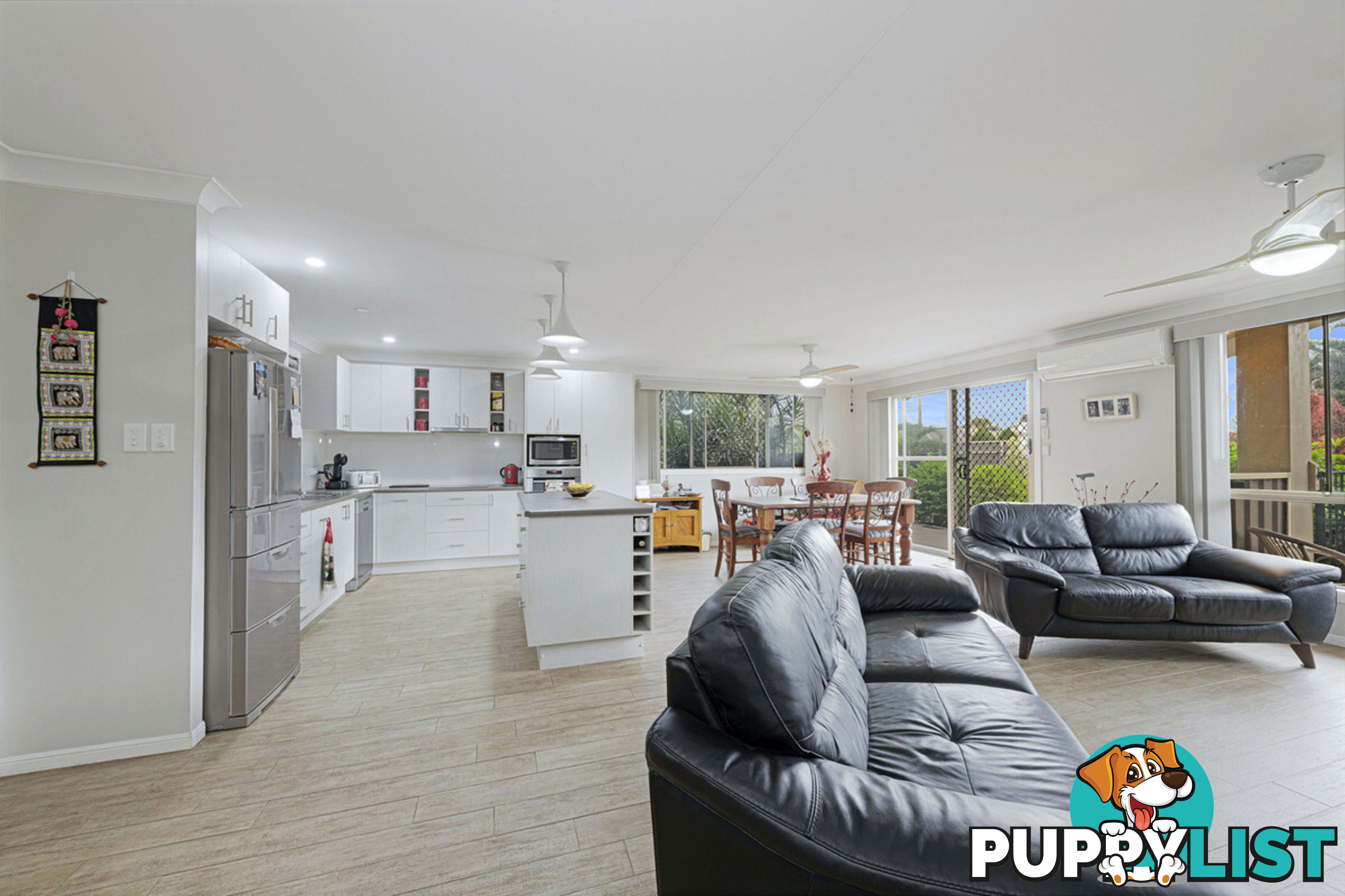 17 Poinciana Court MOORE PARK BEACH QLD 4670