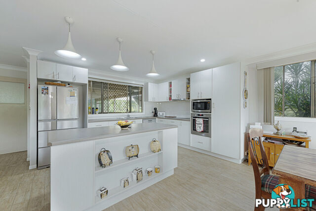17 Poinciana Court MOORE PARK BEACH QLD 4670