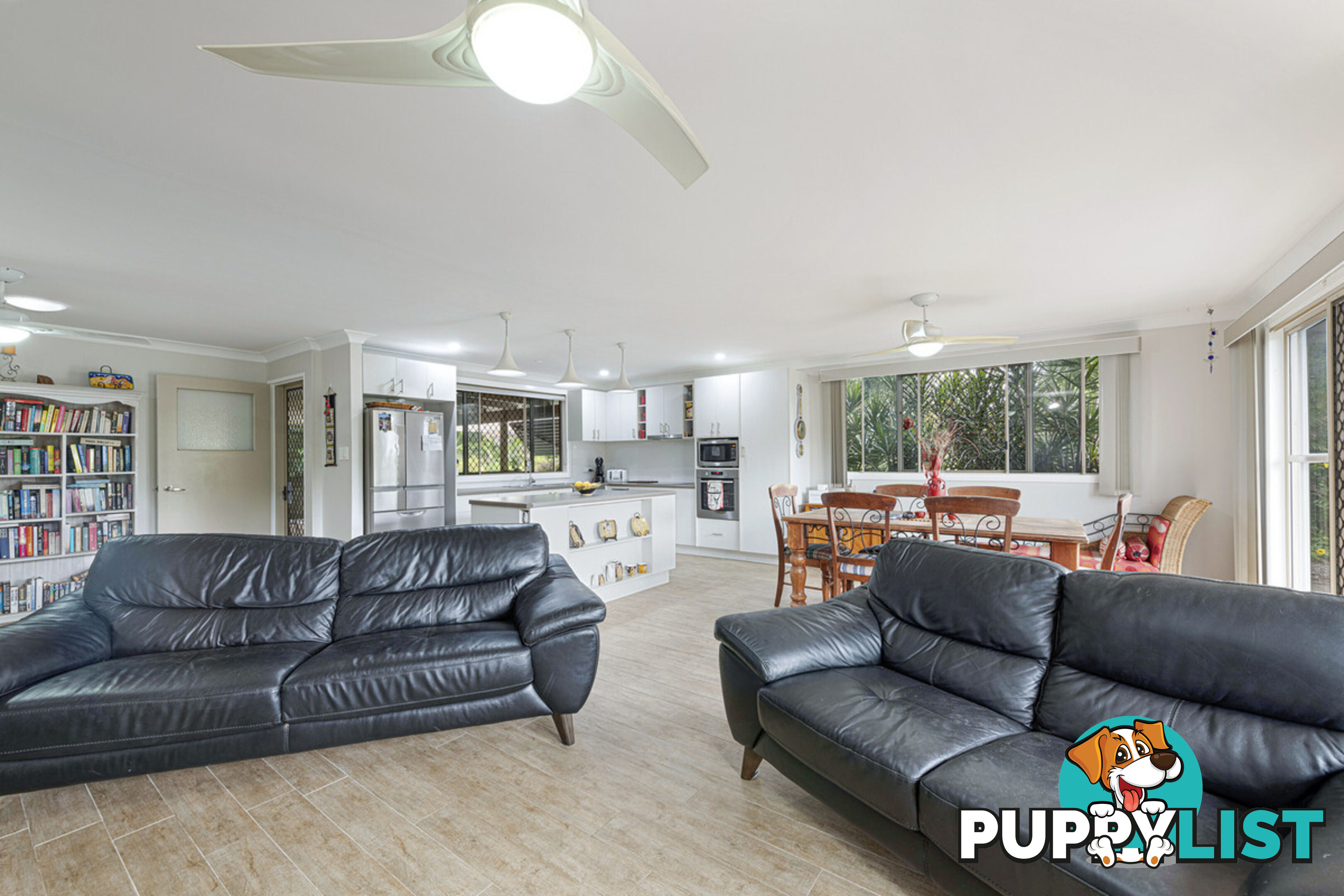 17 Poinciana Court MOORE PARK BEACH QLD 4670