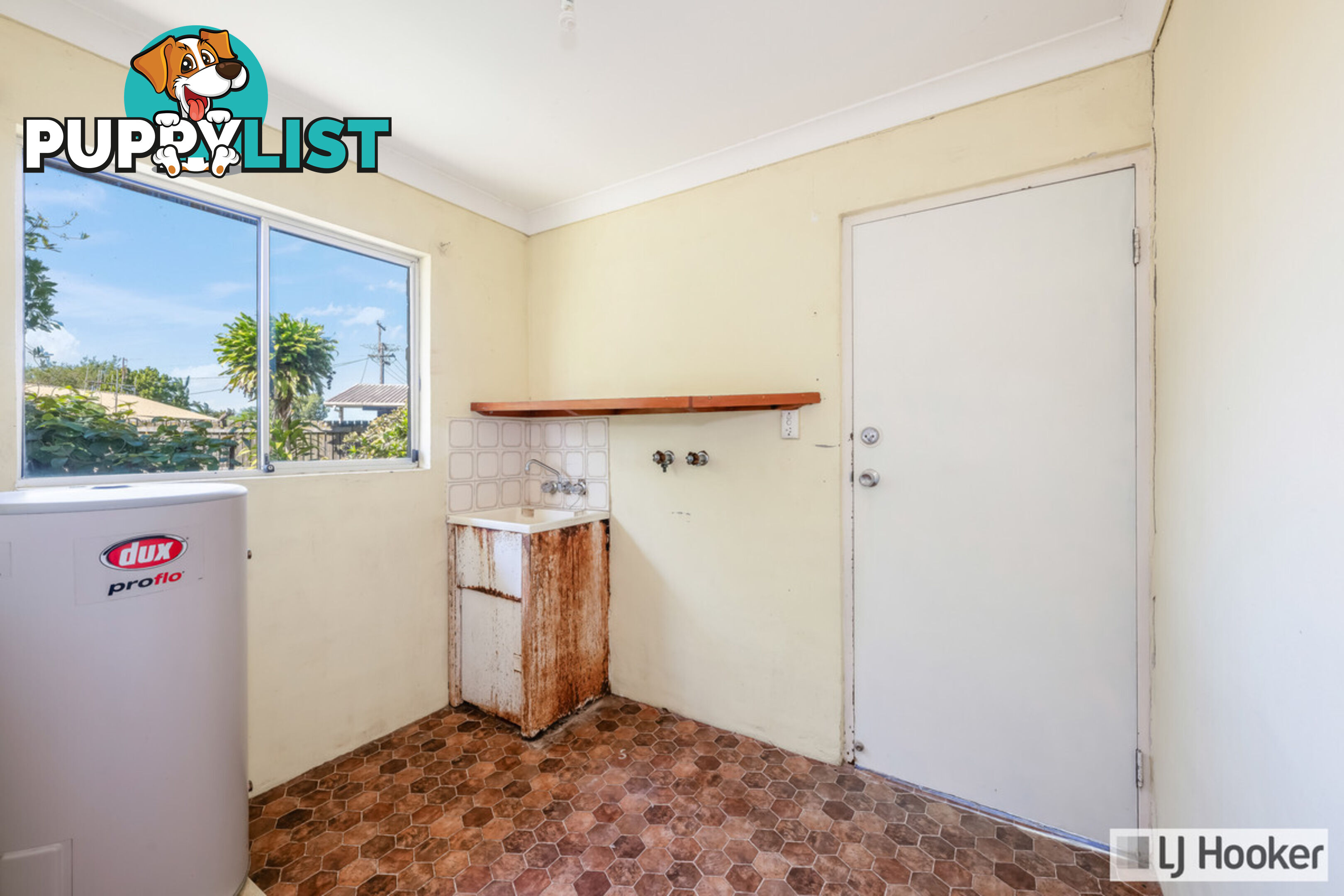 14 McNamara Street AVENELL HEIGHTS QLD 4670