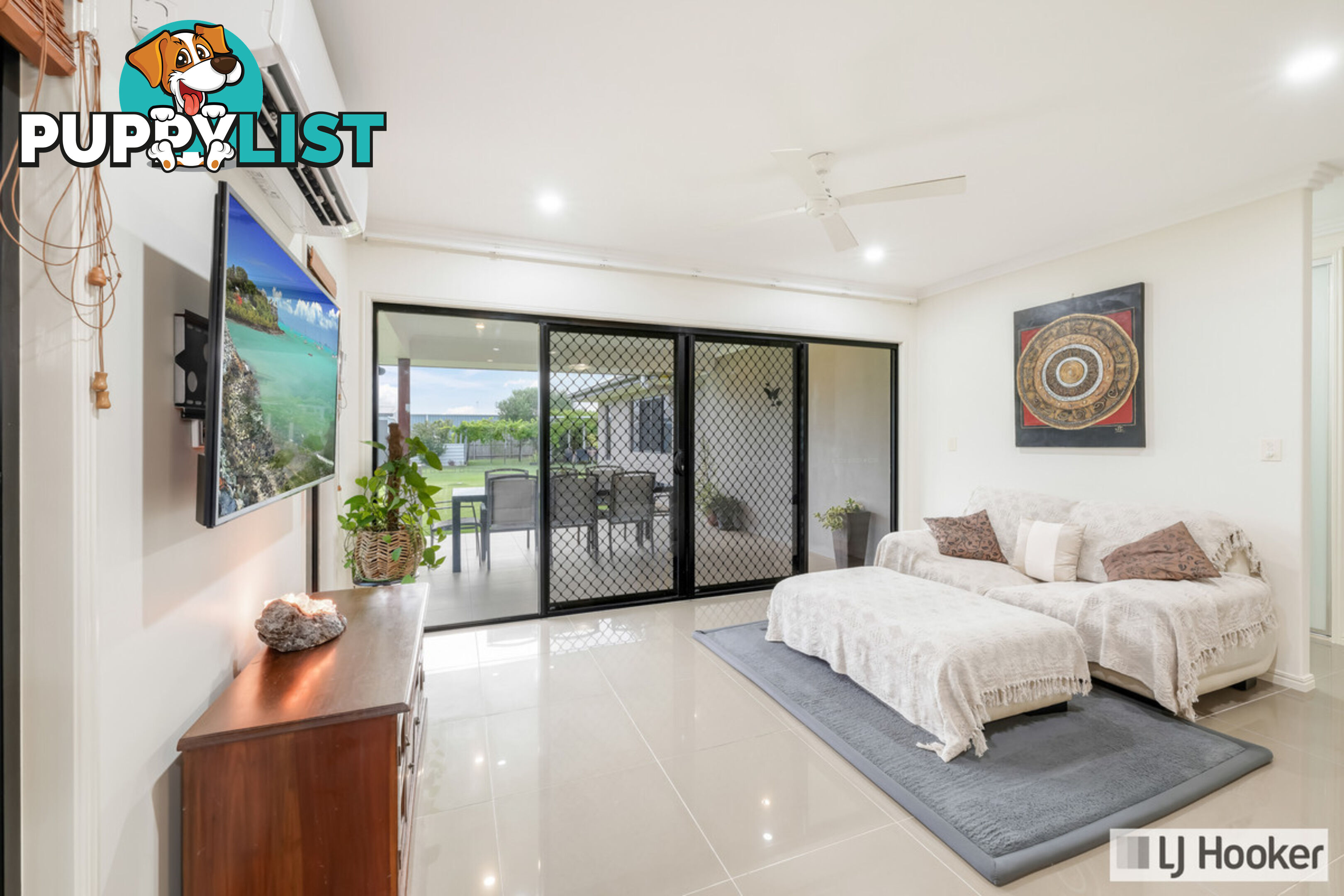 3 Davin Place CORAL COVE QLD 4670