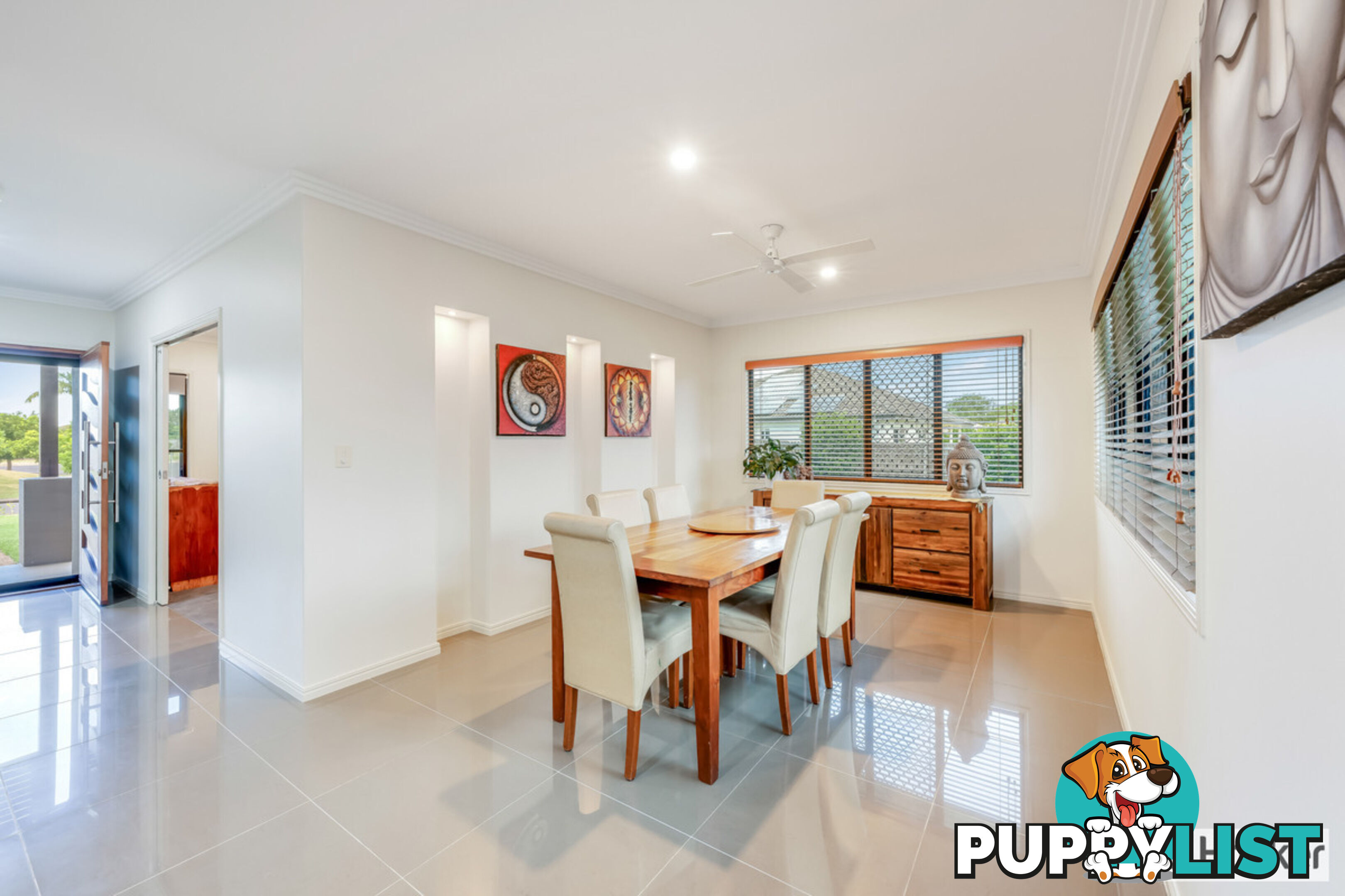 3 Davin Place CORAL COVE QLD 4670