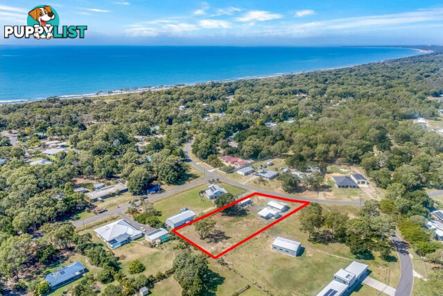MOORE PARK BEACH QLD 4670