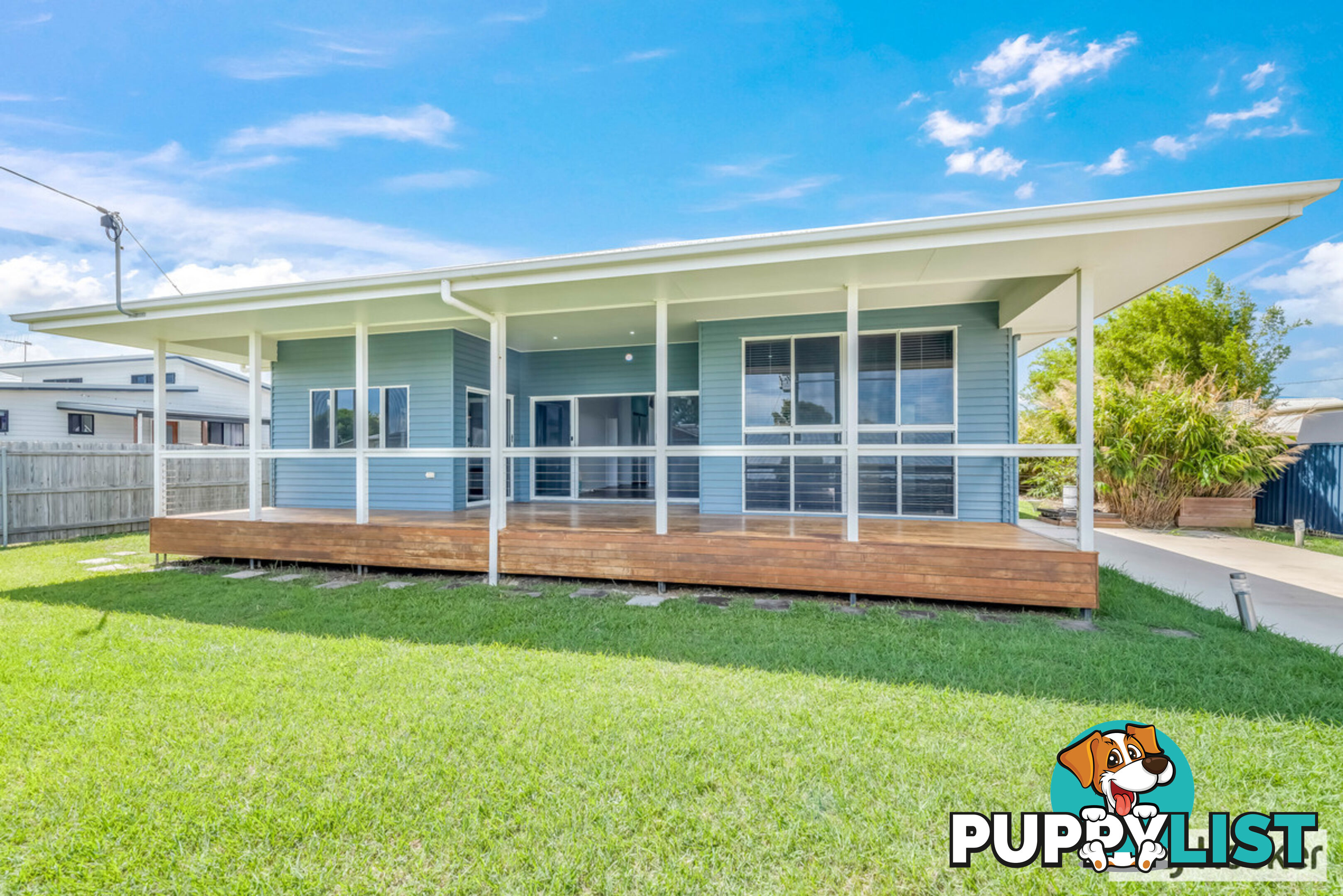 62 Gibsons Road BURNETT HEADS QLD 4670