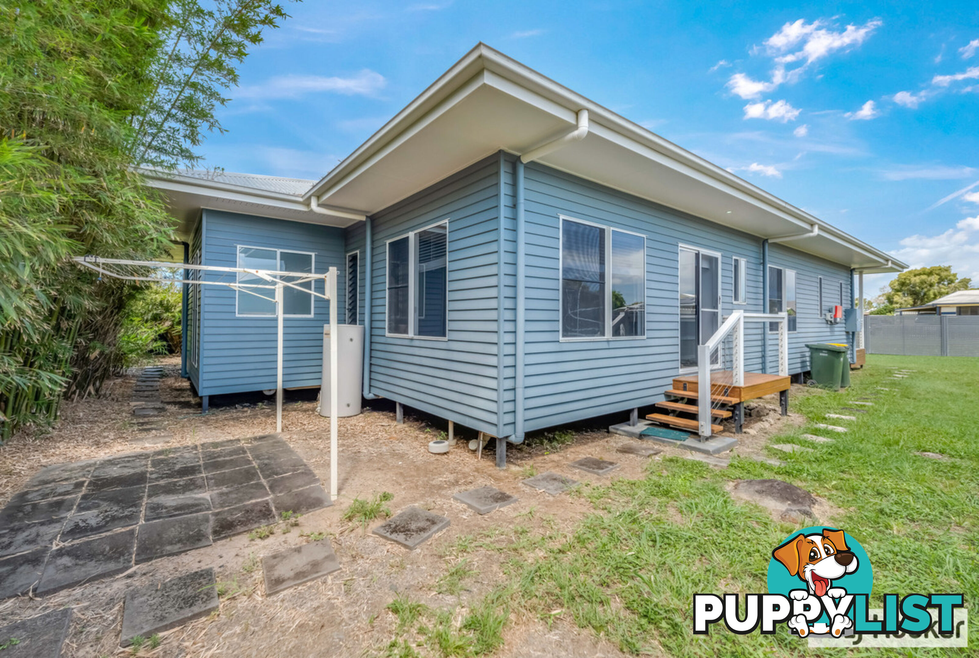 62 Gibsons Road BURNETT HEADS QLD 4670