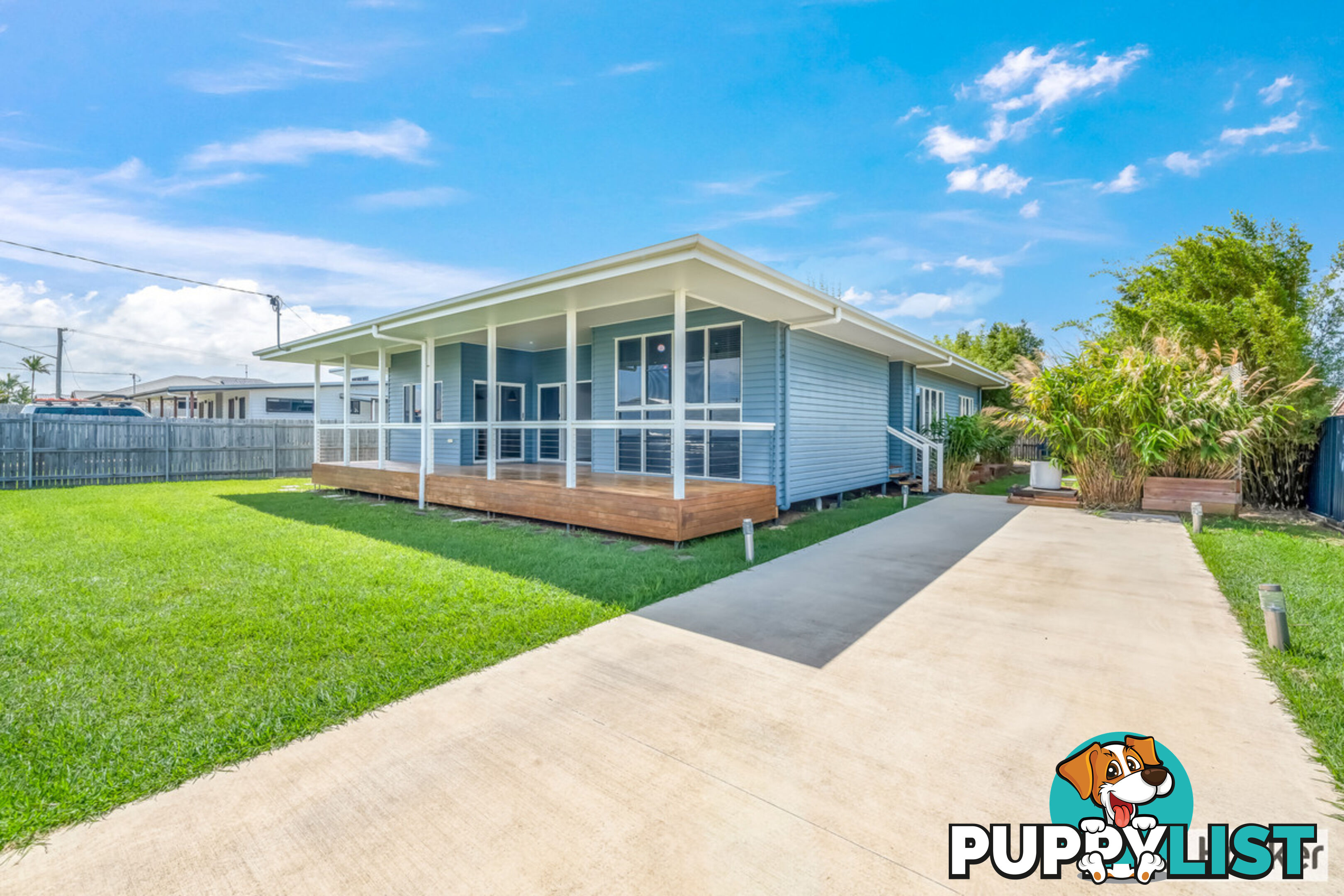 62 Gibsons Road BURNETT HEADS QLD 4670