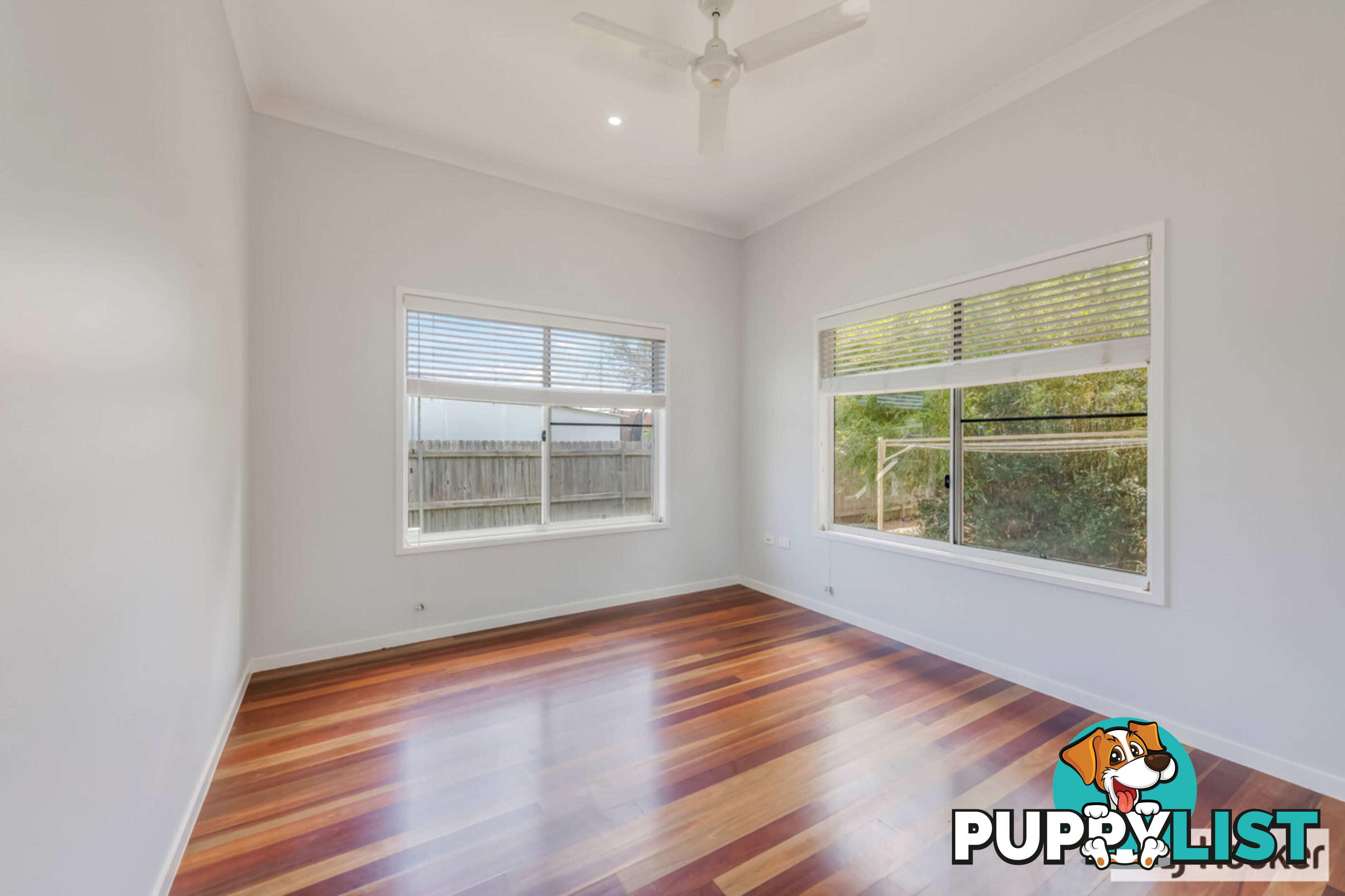 62 Gibsons Road BURNETT HEADS QLD 4670