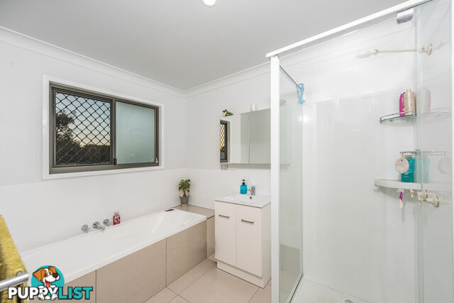 5 Gunsynd Grove BRANYAN QLD 4670