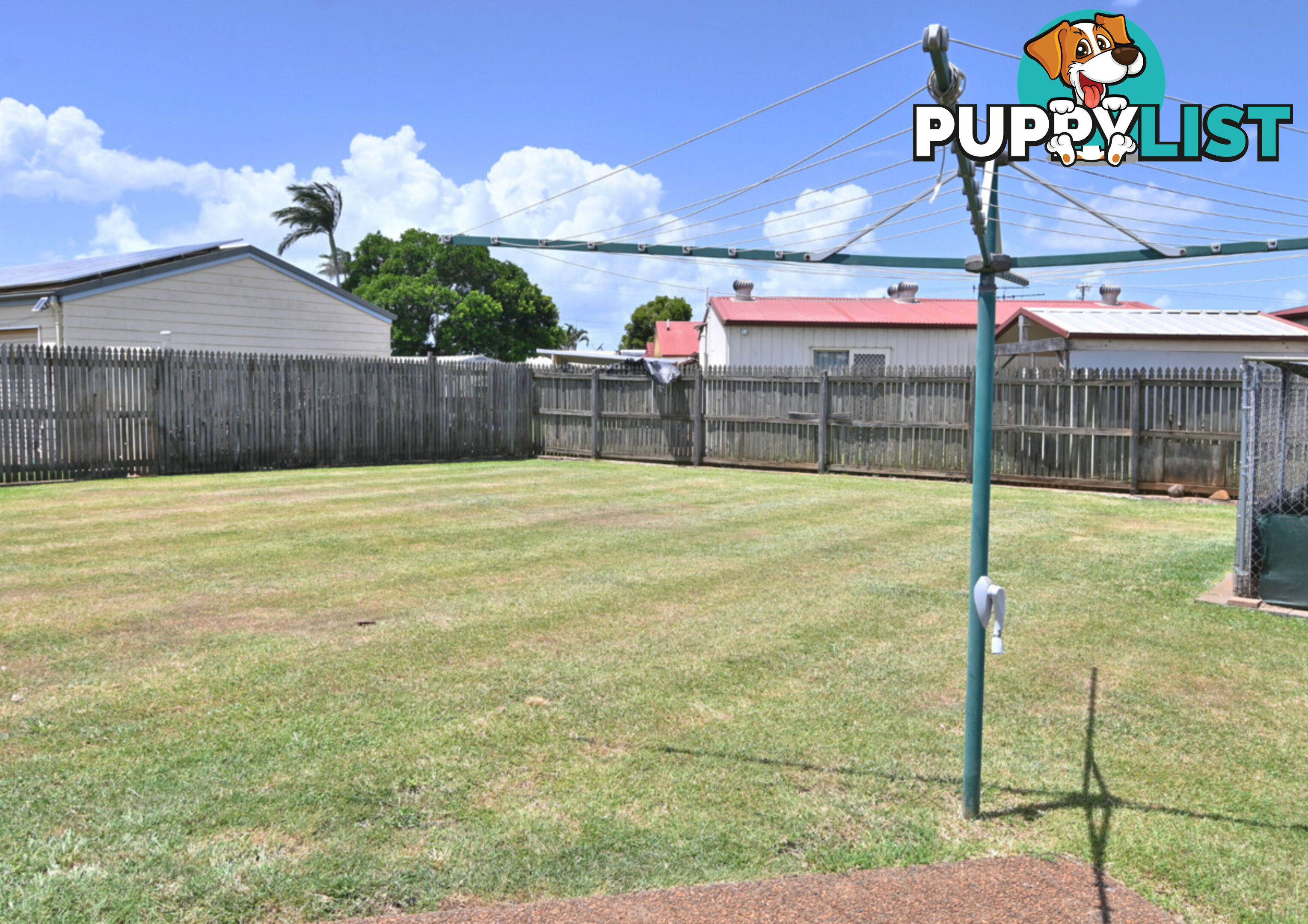 8 Seymore Avenue KALKIE QLD 4670