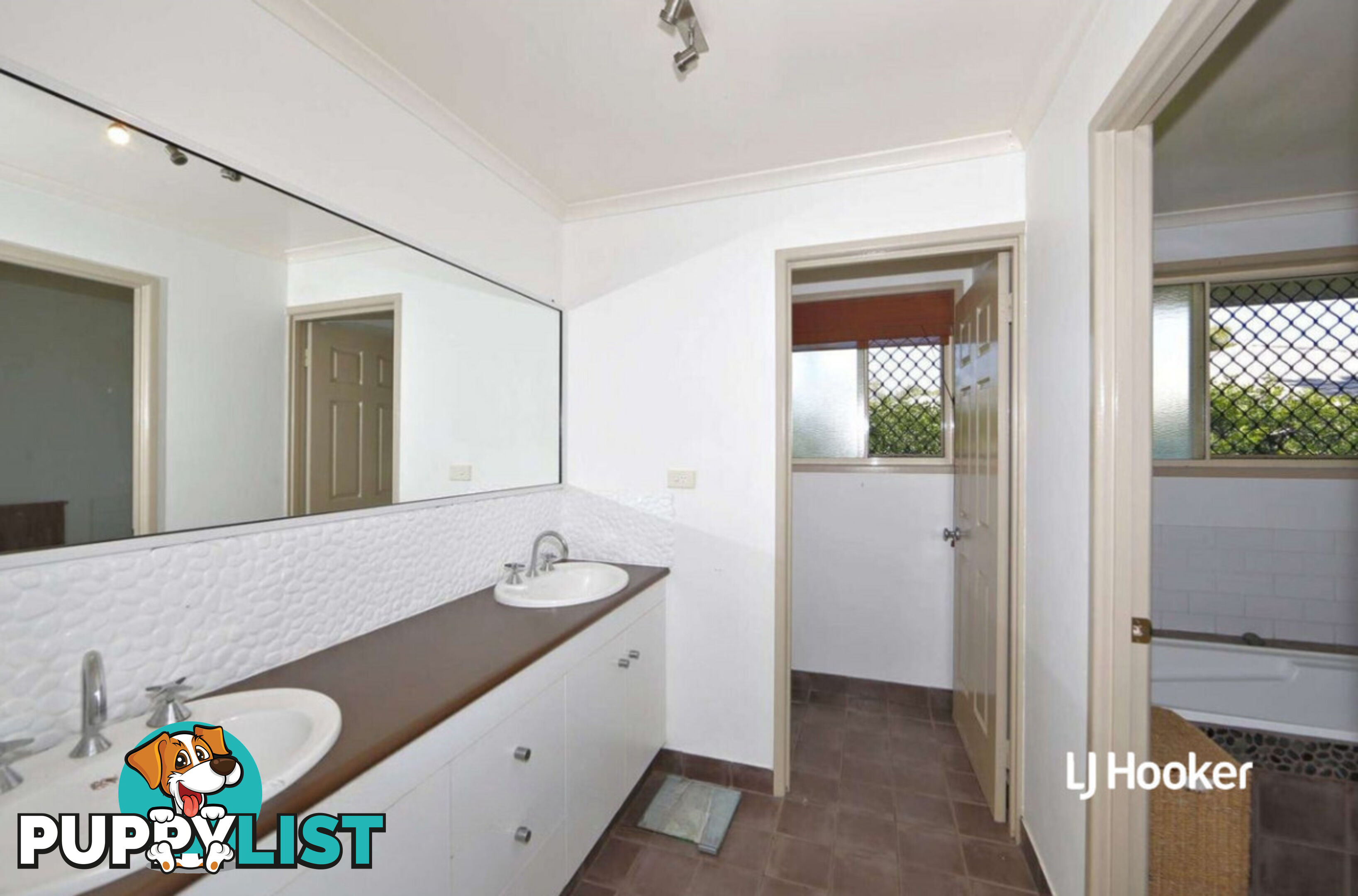 12 Jacques Court BARGARA QLD 4670