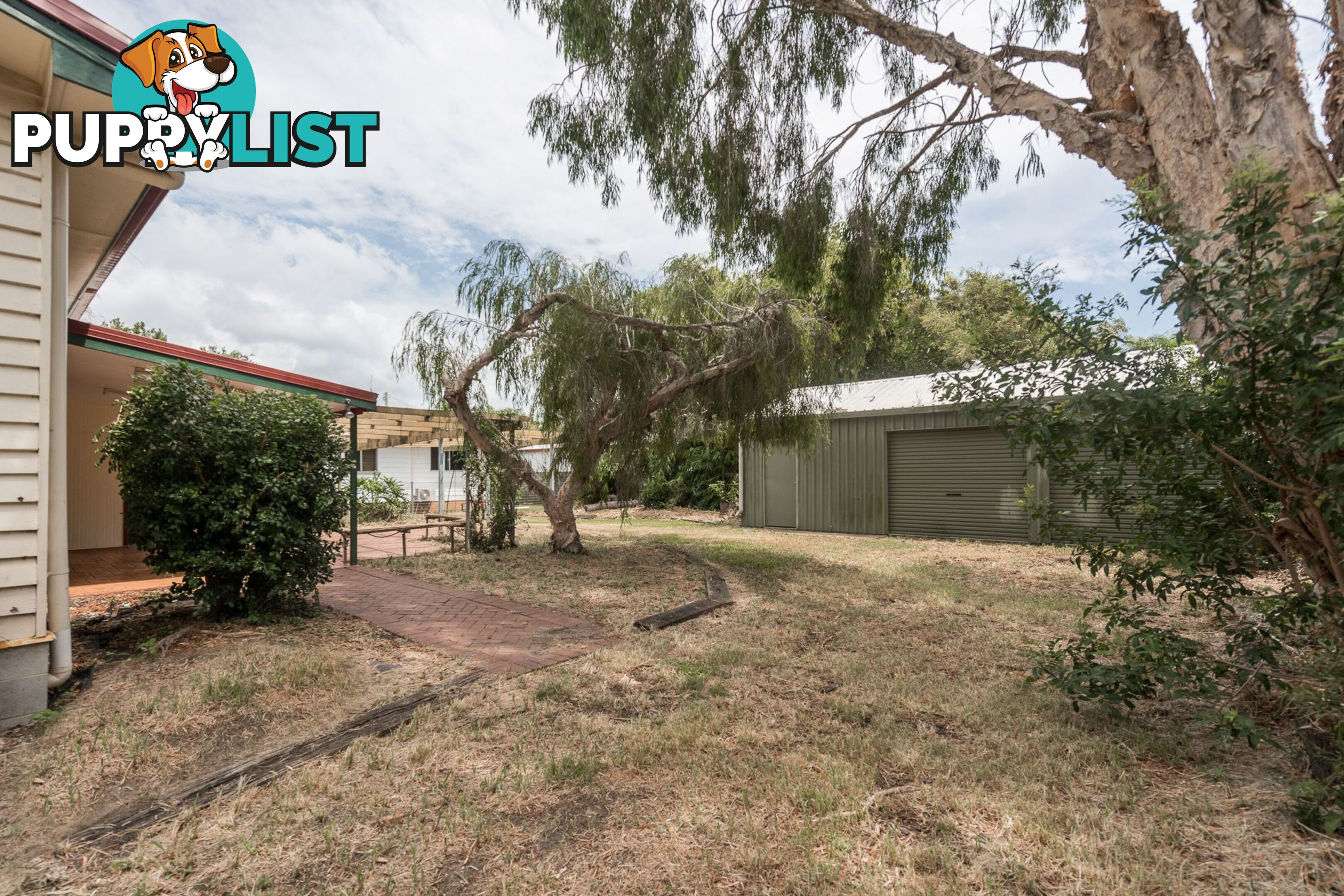 4 McKenzie Street BURNETT HEADS QLD 4670