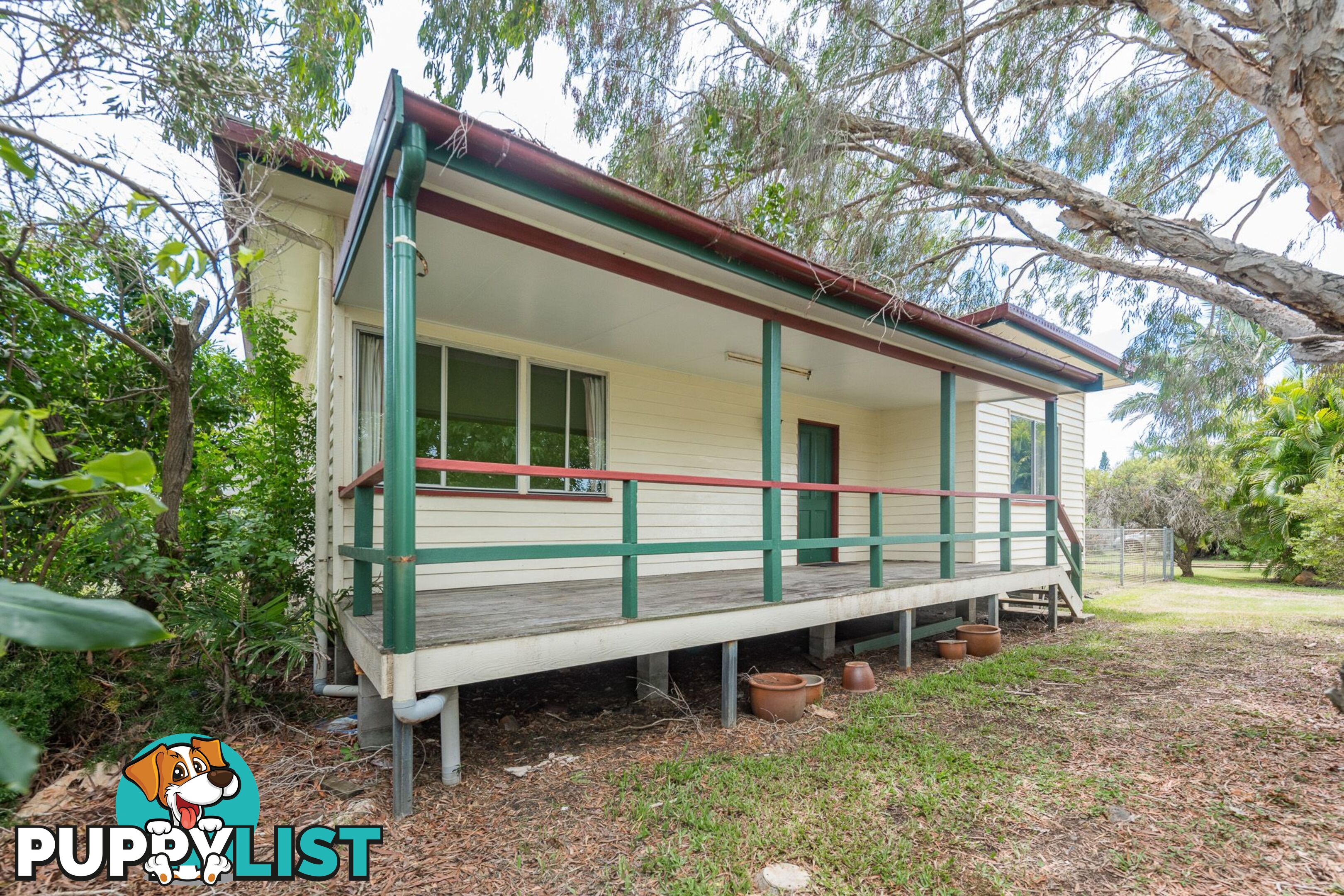 4 McKenzie Street BURNETT HEADS QLD 4670