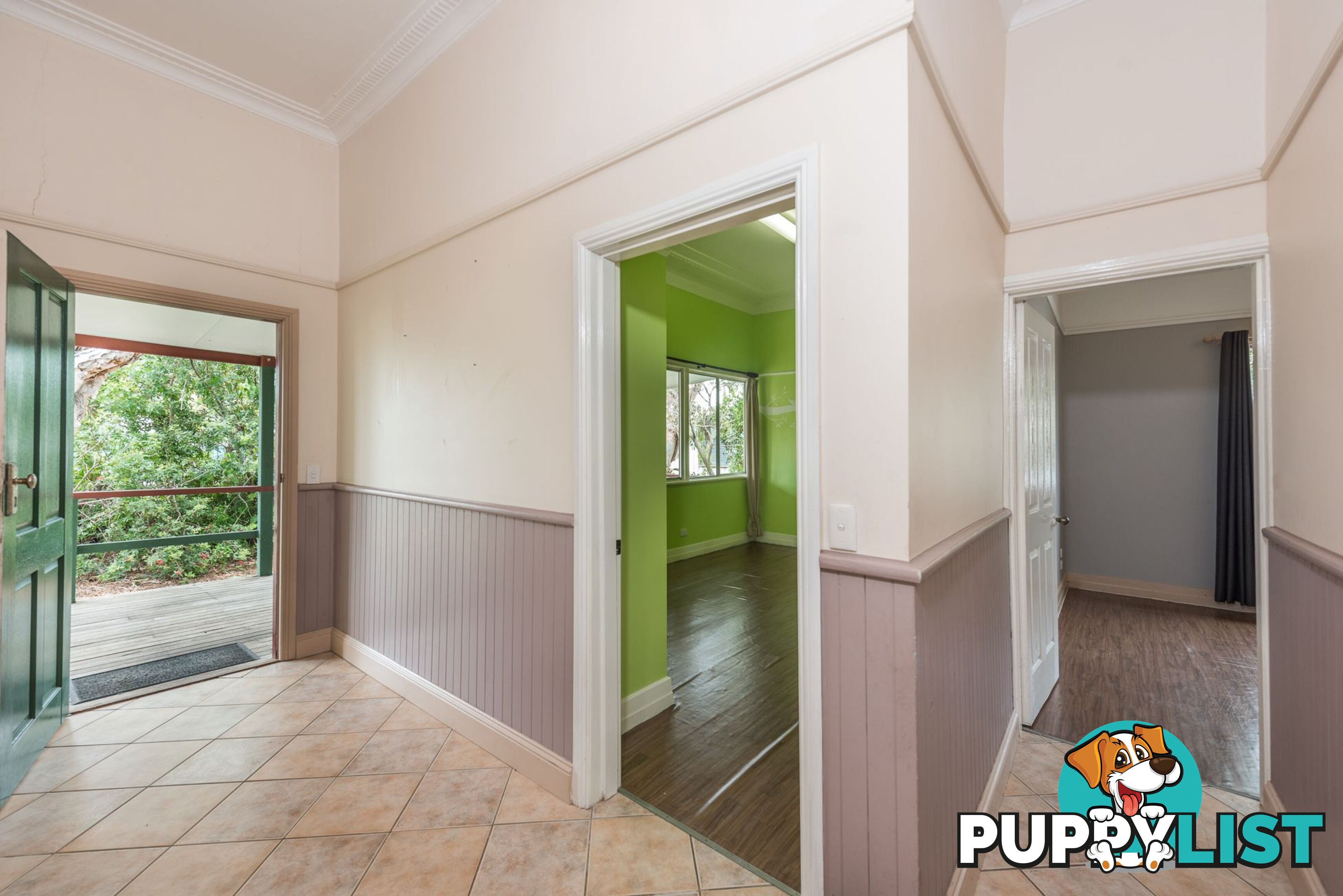 4 McKenzie Street BURNETT HEADS QLD 4670