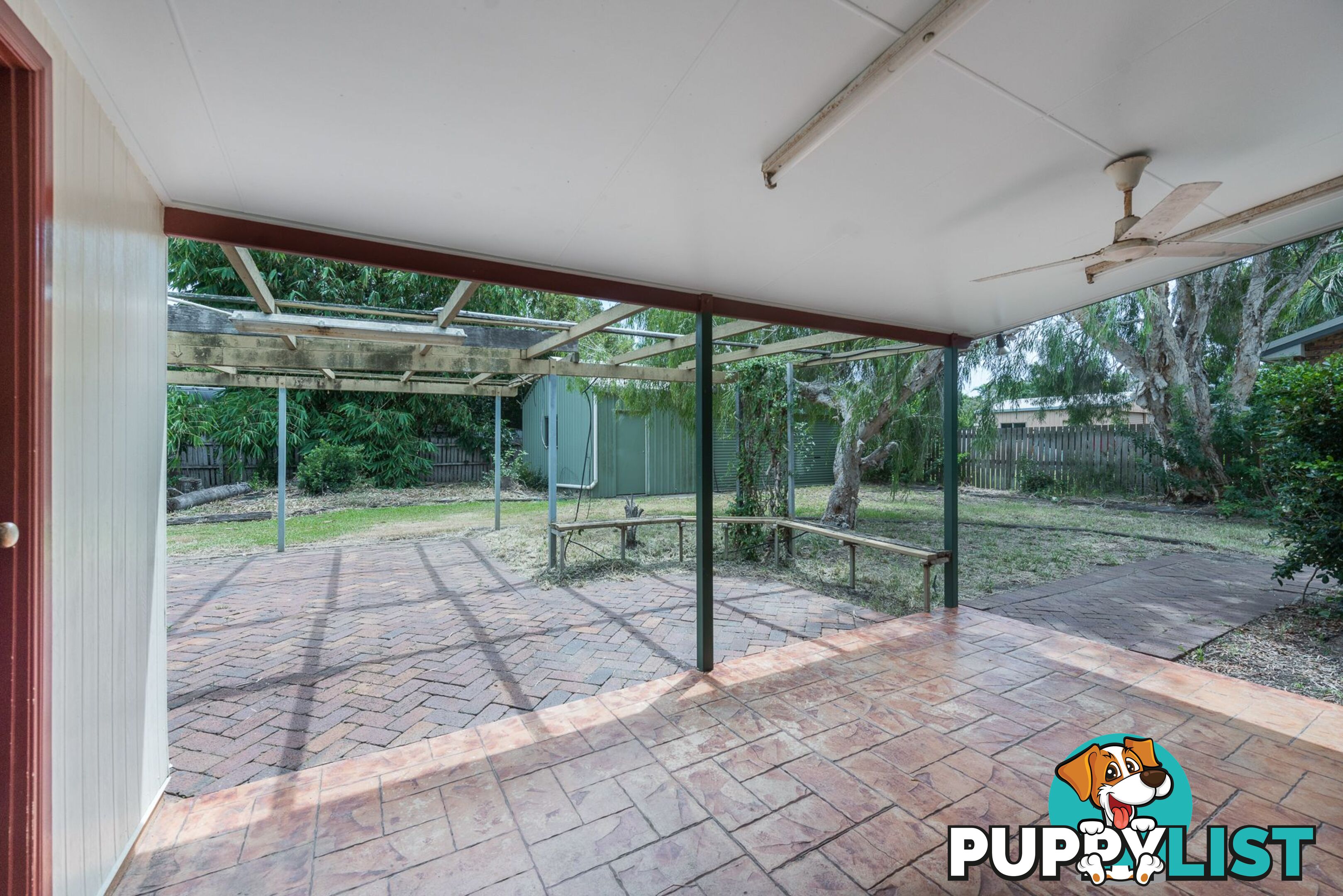 4 McKenzie Street BURNETT HEADS QLD 4670