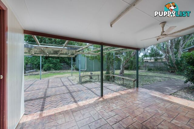 4 McKenzie Street BURNETT HEADS QLD 4670