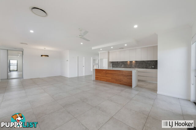 3 Ragusa Way ASHFIELD QLD 4670