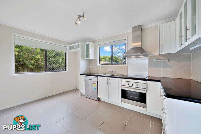 83 Kinch Street BURNETT HEADS QLD 4670