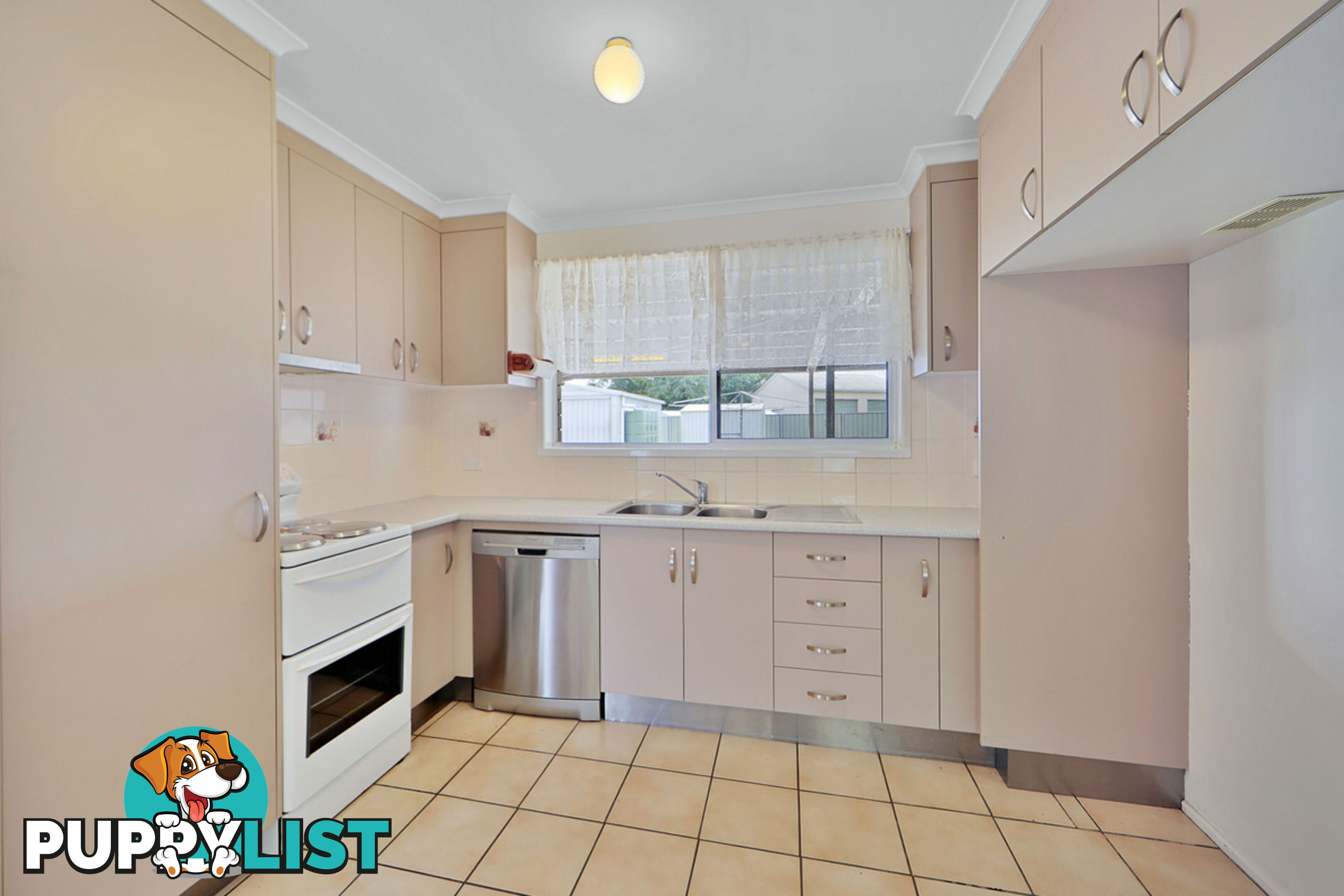 12 Phillips Street BUNDABERG NORTH QLD 4670