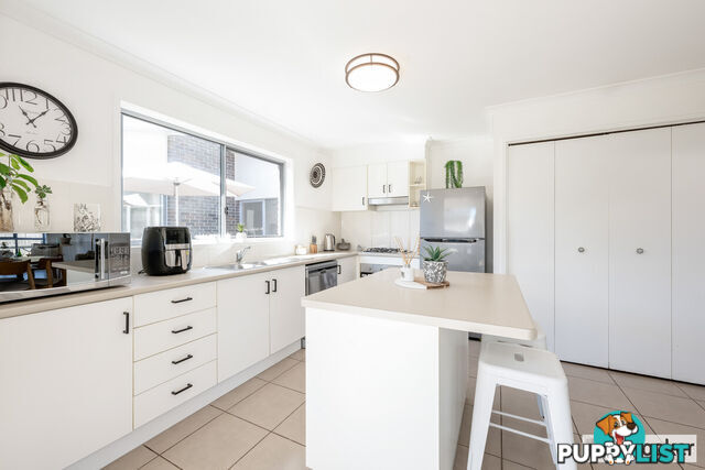 10 Regency Road MOORE PARK BEACH QLD 4670