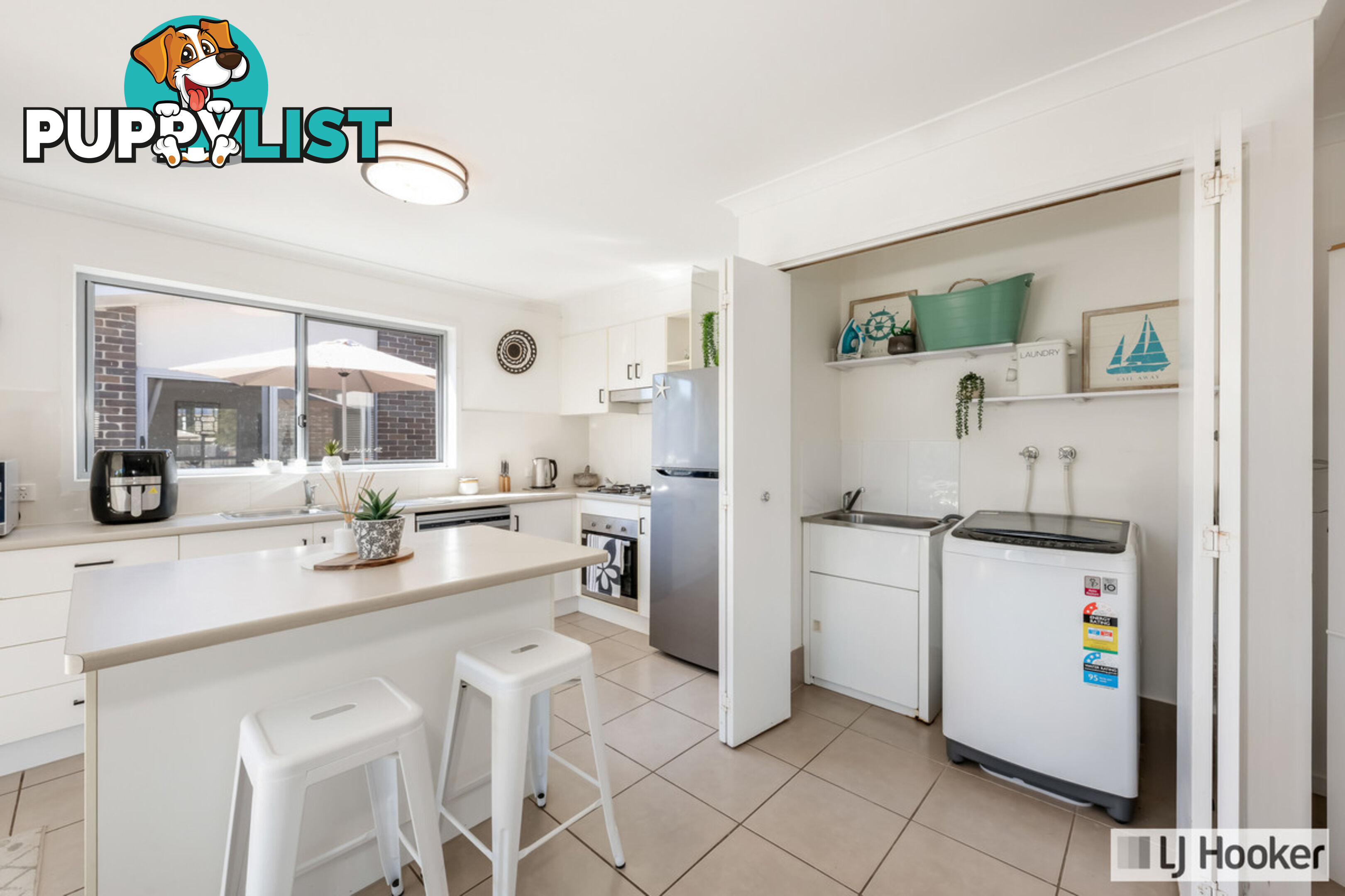 10 Regency Road MOORE PARK BEACH QLD 4670