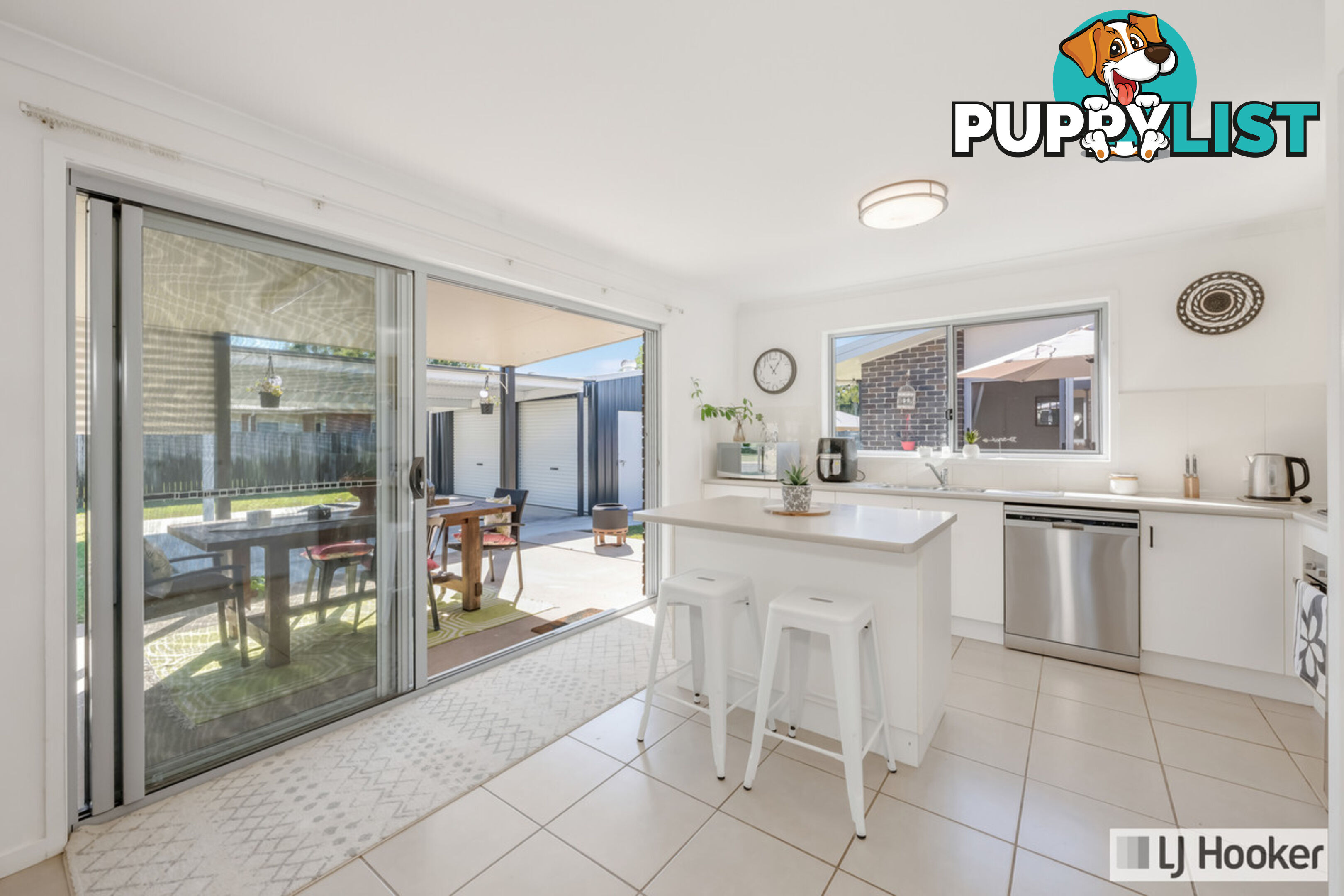 10 Regency Road MOORE PARK BEACH QLD 4670