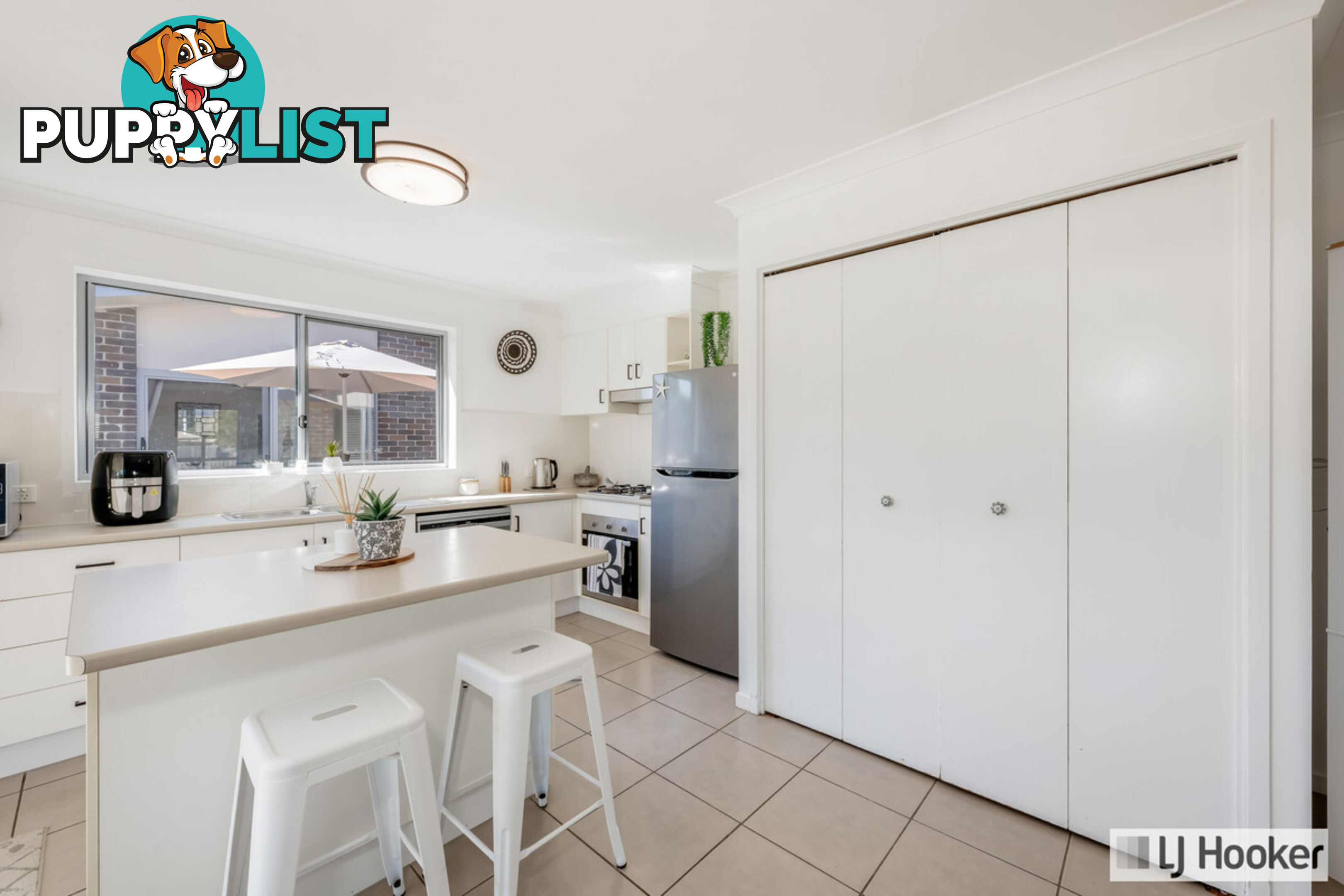 10 Regency Road MOORE PARK BEACH QLD 4670